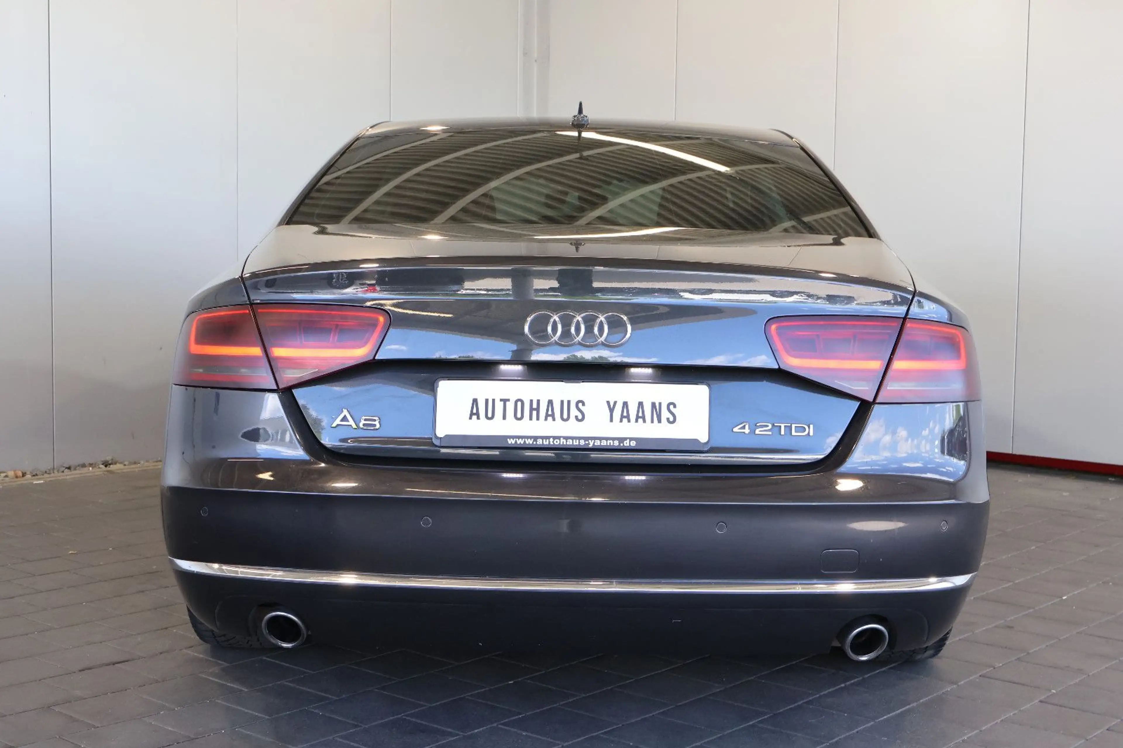 Audi A8 4.2 TDI quattro LUFT+NAVI+XEN+MEM+LEDER+GSD — photo 5