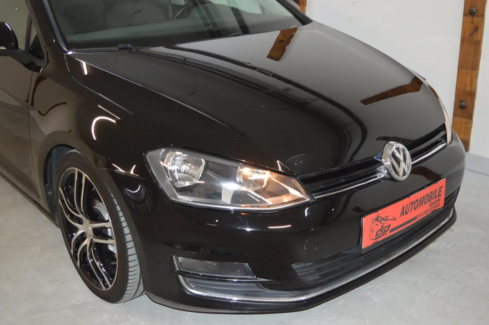 Volkswagen Golf 1,6 TDI **2.Besitz**Alcantara**Highline** Negro - 2