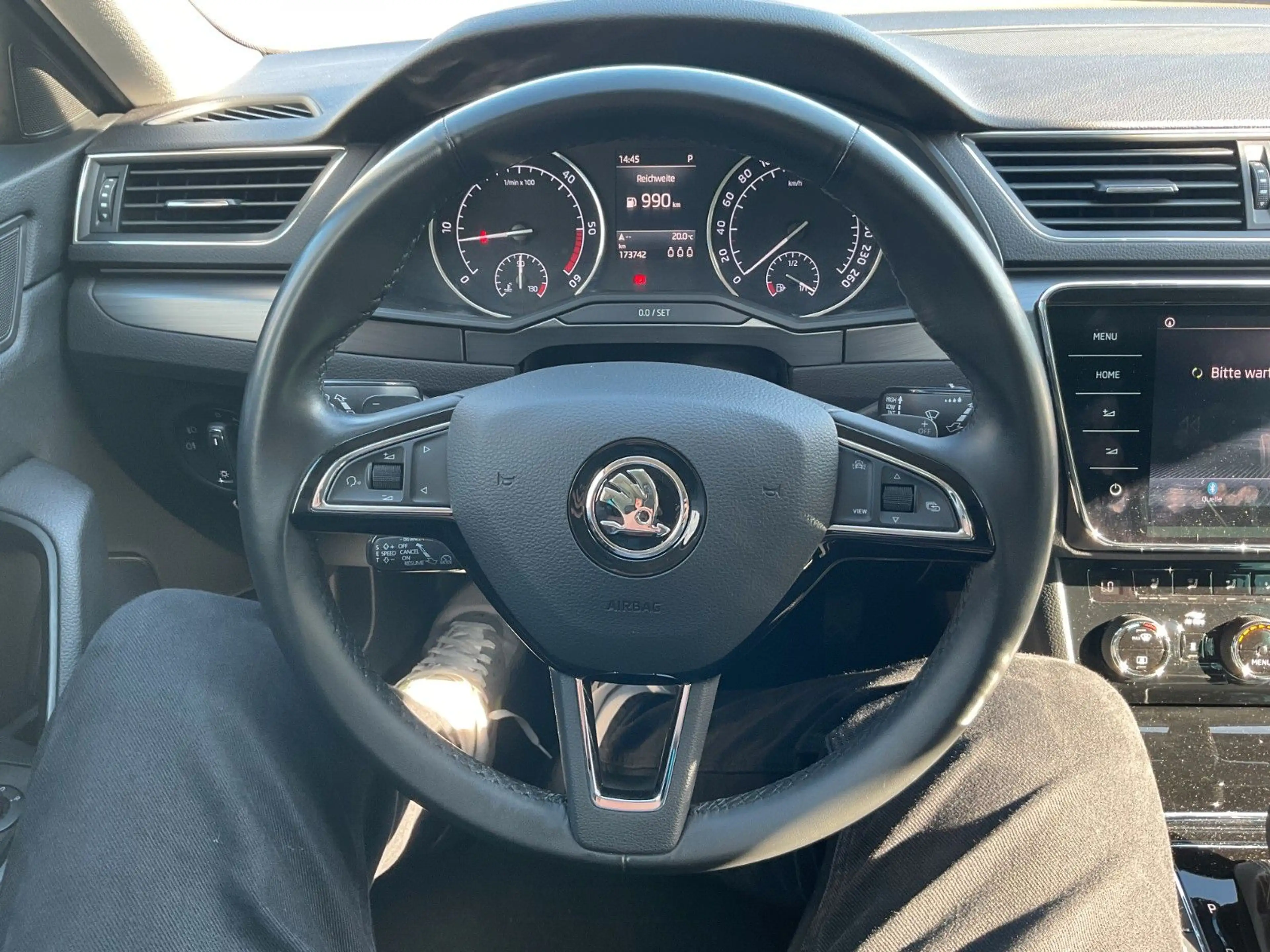 Skoda Superb Kombi 4x4 AHK Memory Leder Sitzbelüftung — photo 13