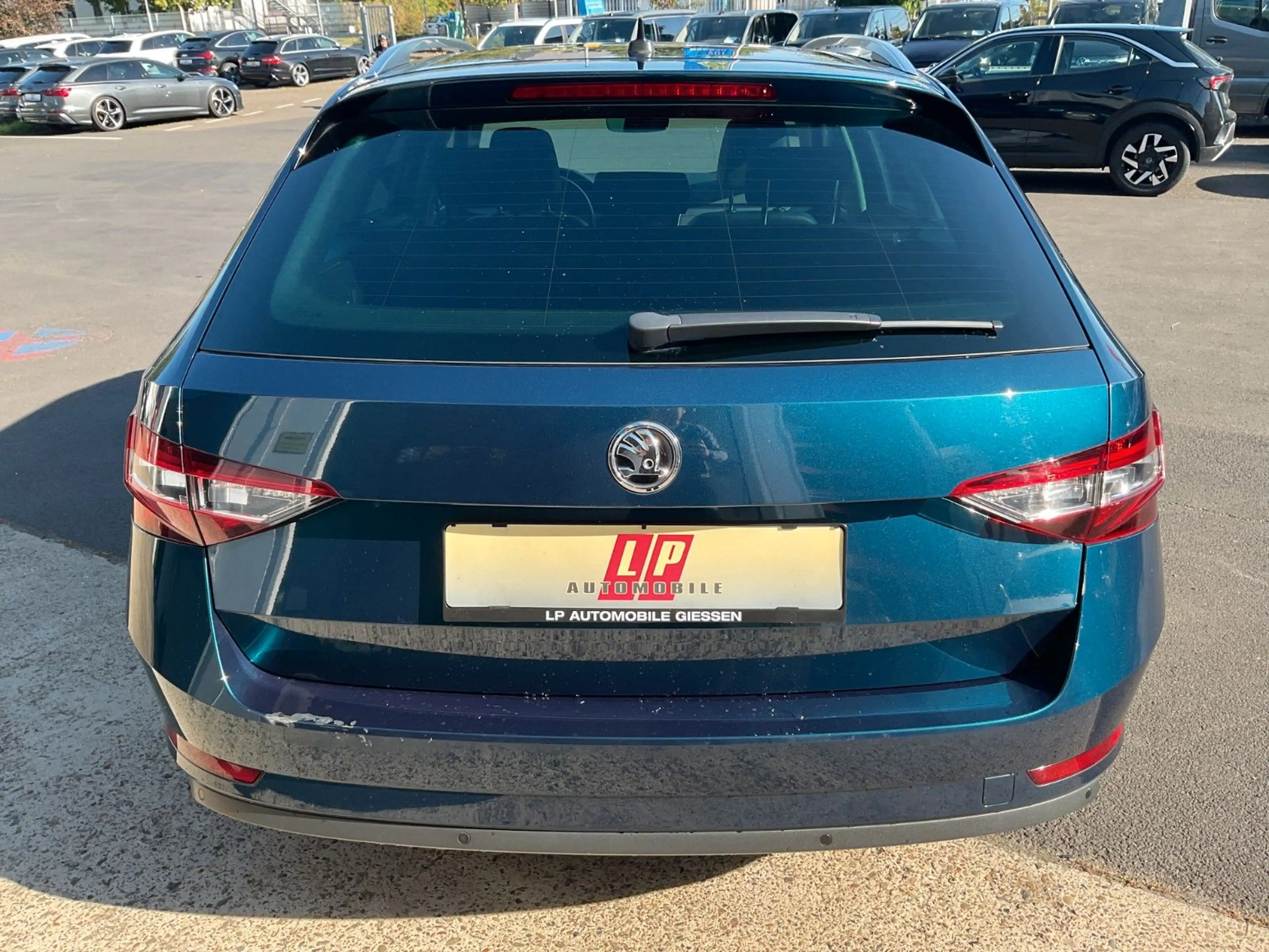 Skoda Superb Kombi 4x4 AHK Memory Leder Sitzbelüftung — photo 6