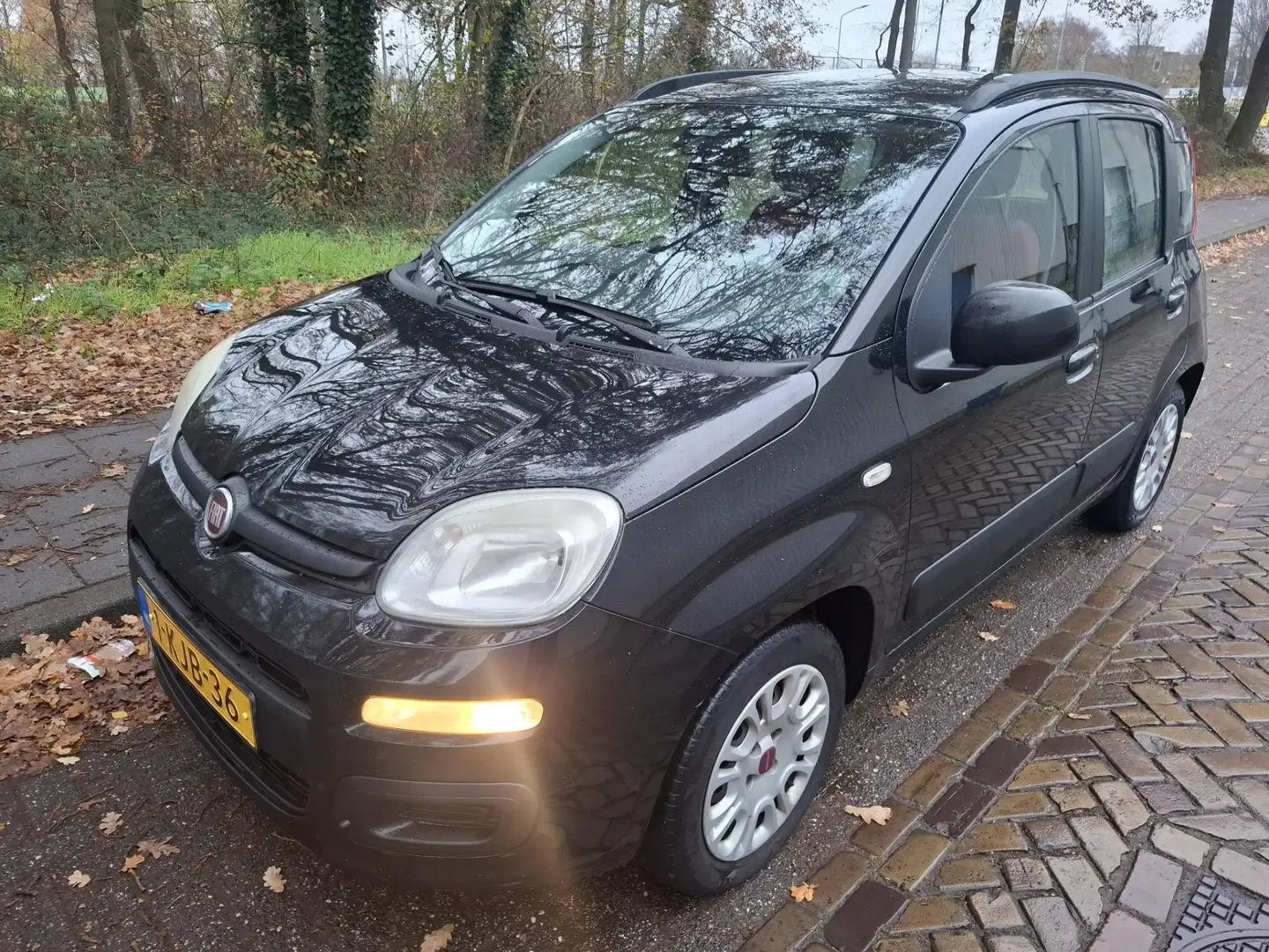 Fiat Panda 0.9 TwinAir Pop automaat ,lees advertentie! Zwart - 2