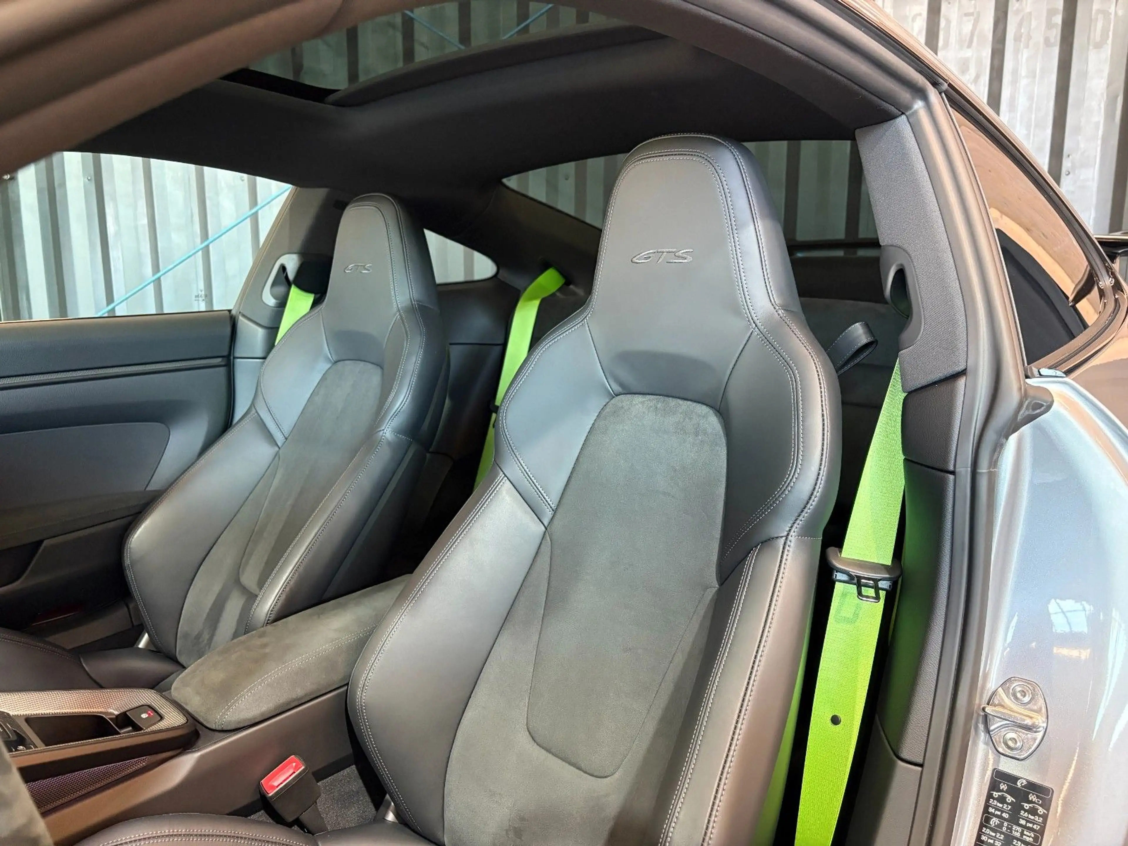 Porsche 911 992 Carrera 4 GTS (Aerokit|Approved|SportChrono) — photo 12