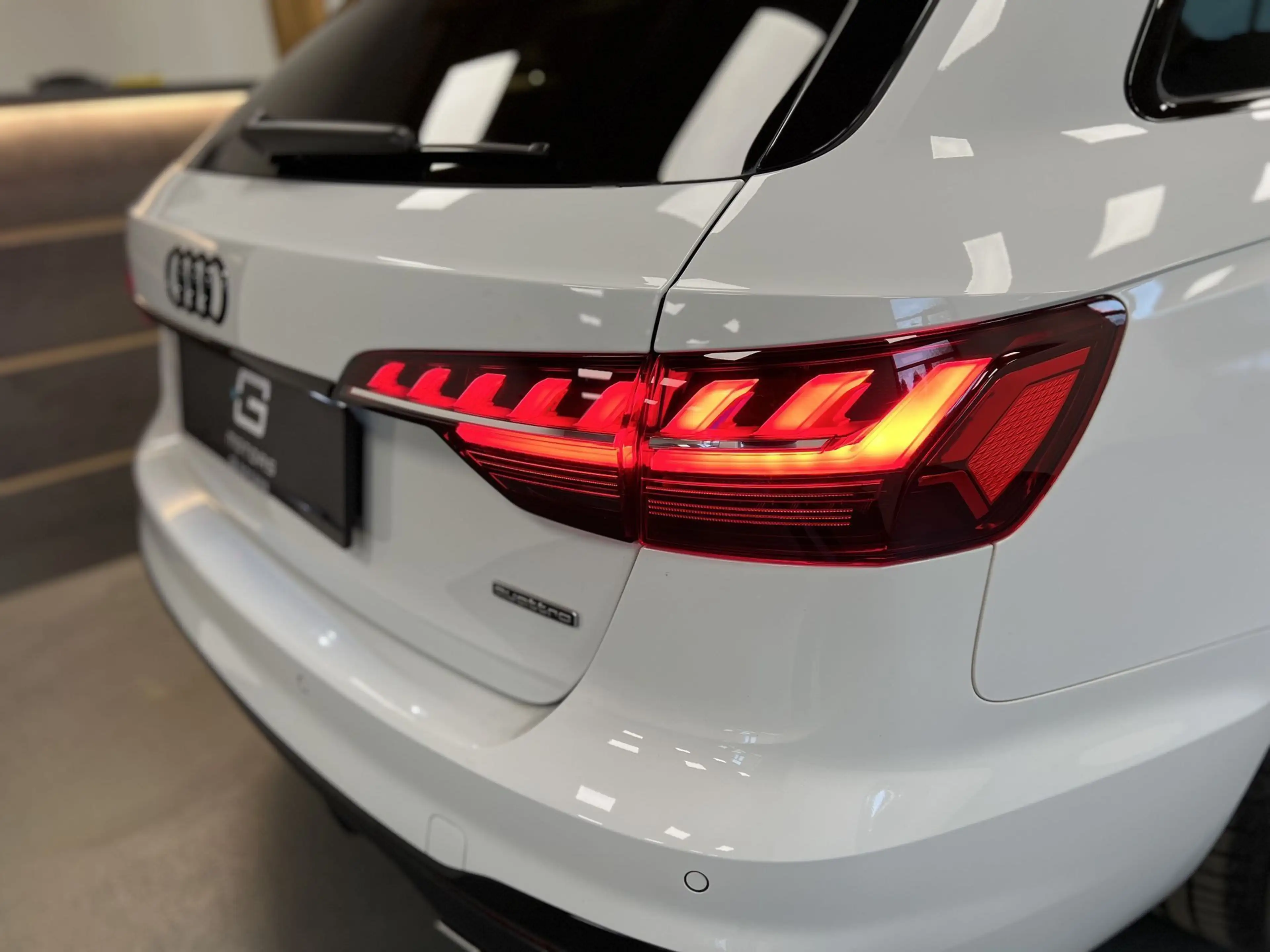 Audi A4 40 TDI SPORT QUATTRO COMPETITION GLETSCHER — photo 5