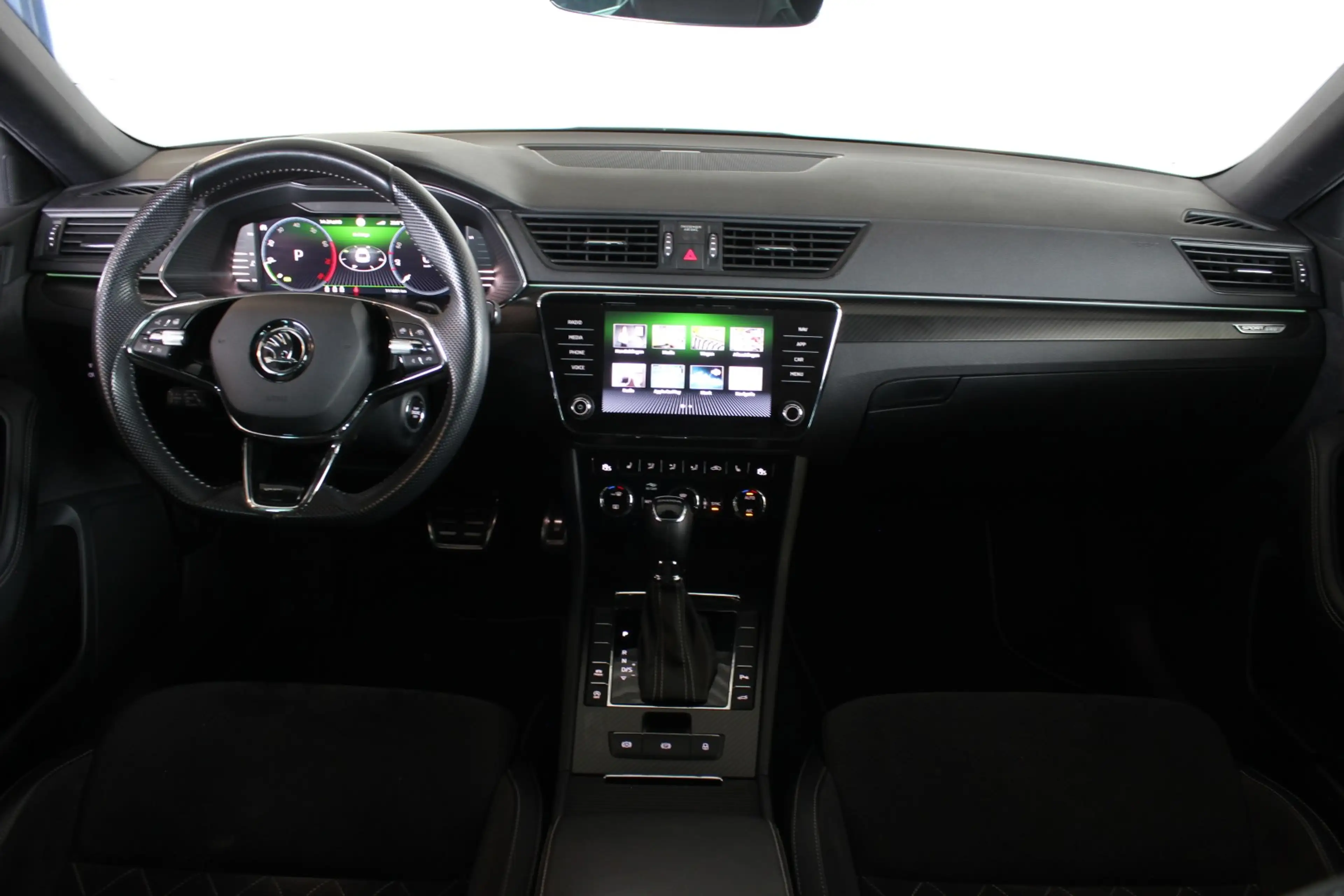 Skoda Superb Combi 1.5 TSI ACT Sportline Business Steel Grey | — photo 8
