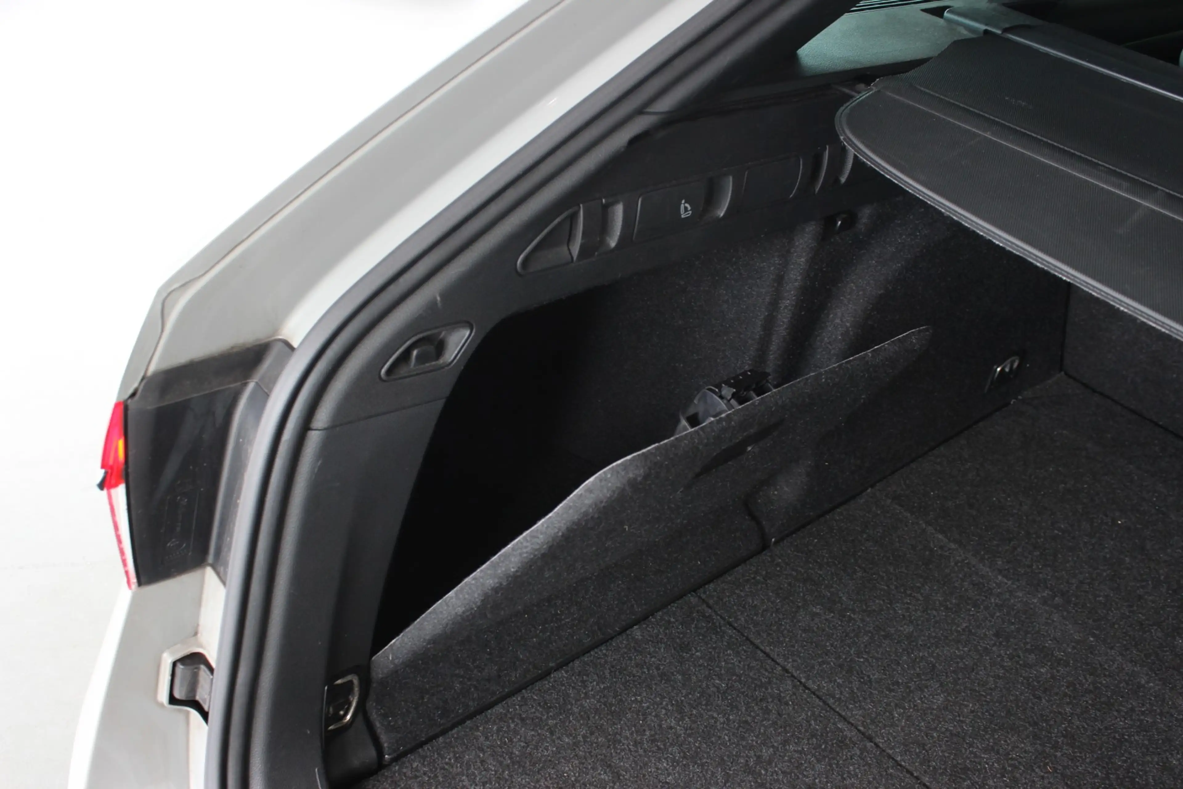 Skoda Superb Combi 1.5 TSI ACT Sportline Business Steel Grey | — photo 35