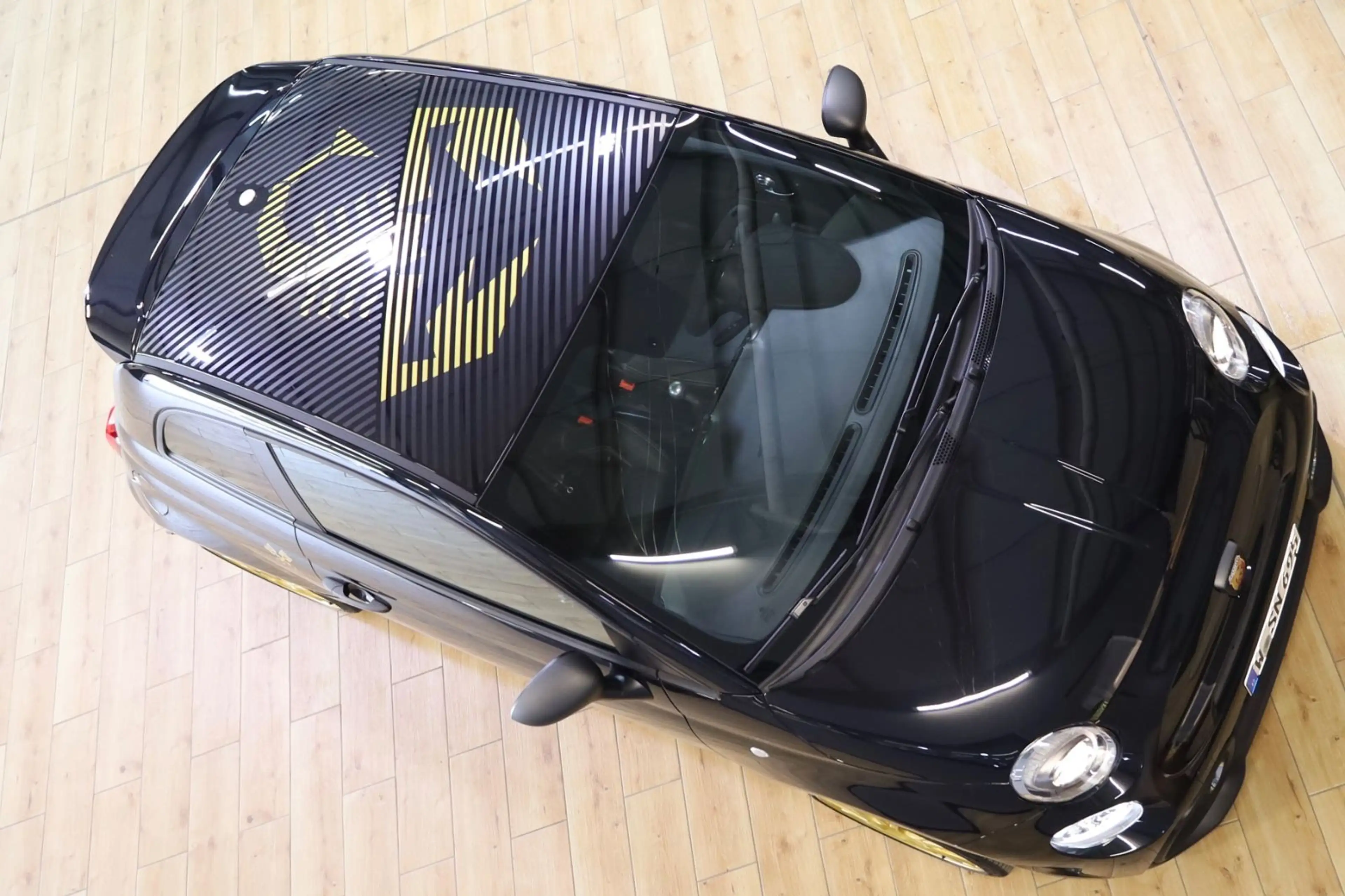 Abarth 500 695 75 Anniversario/Navi/Sportsitze /beats/ — photo 7