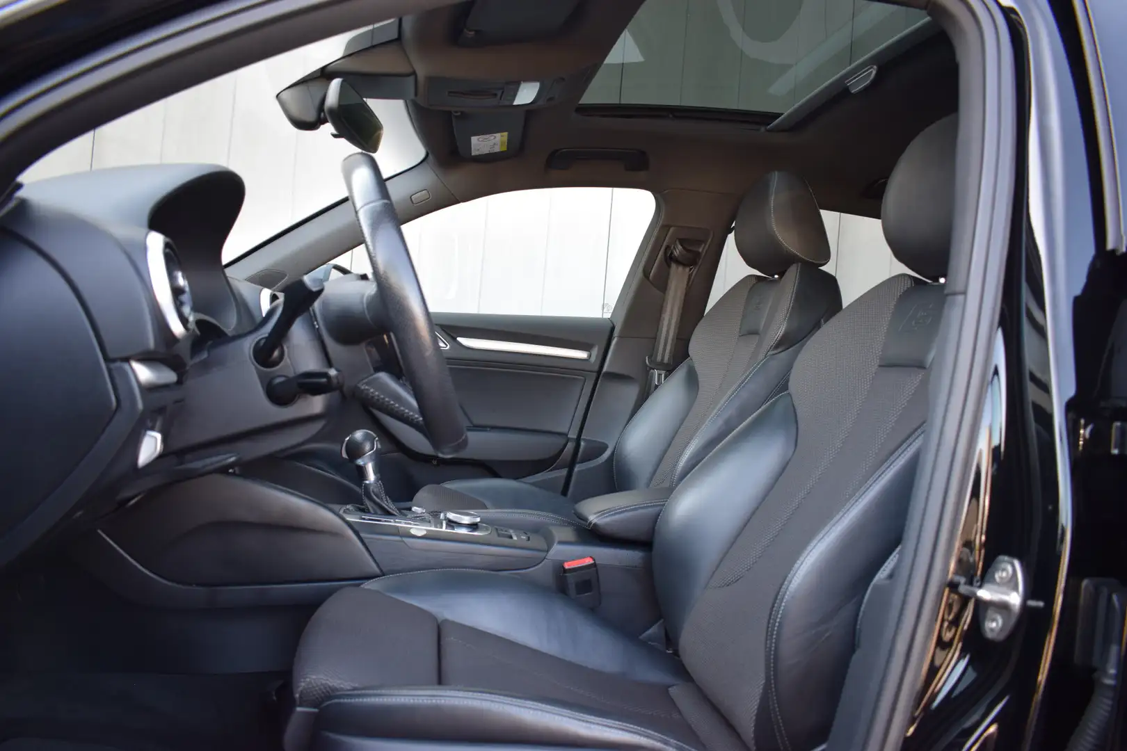 Audi A3 Sportback 1.4 E-Tron Sport Pro Line Plus LED | Pan Negro - 2