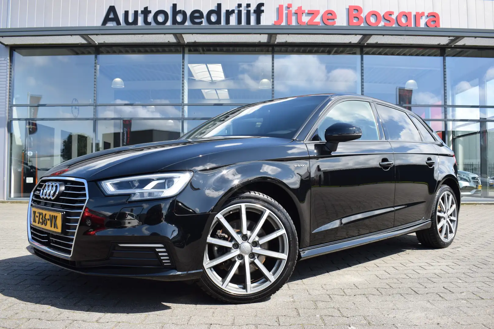 Audi A3 Sportback 1.4 E-Tron Sport Pro Line Plus LED | Pan Negro - 1