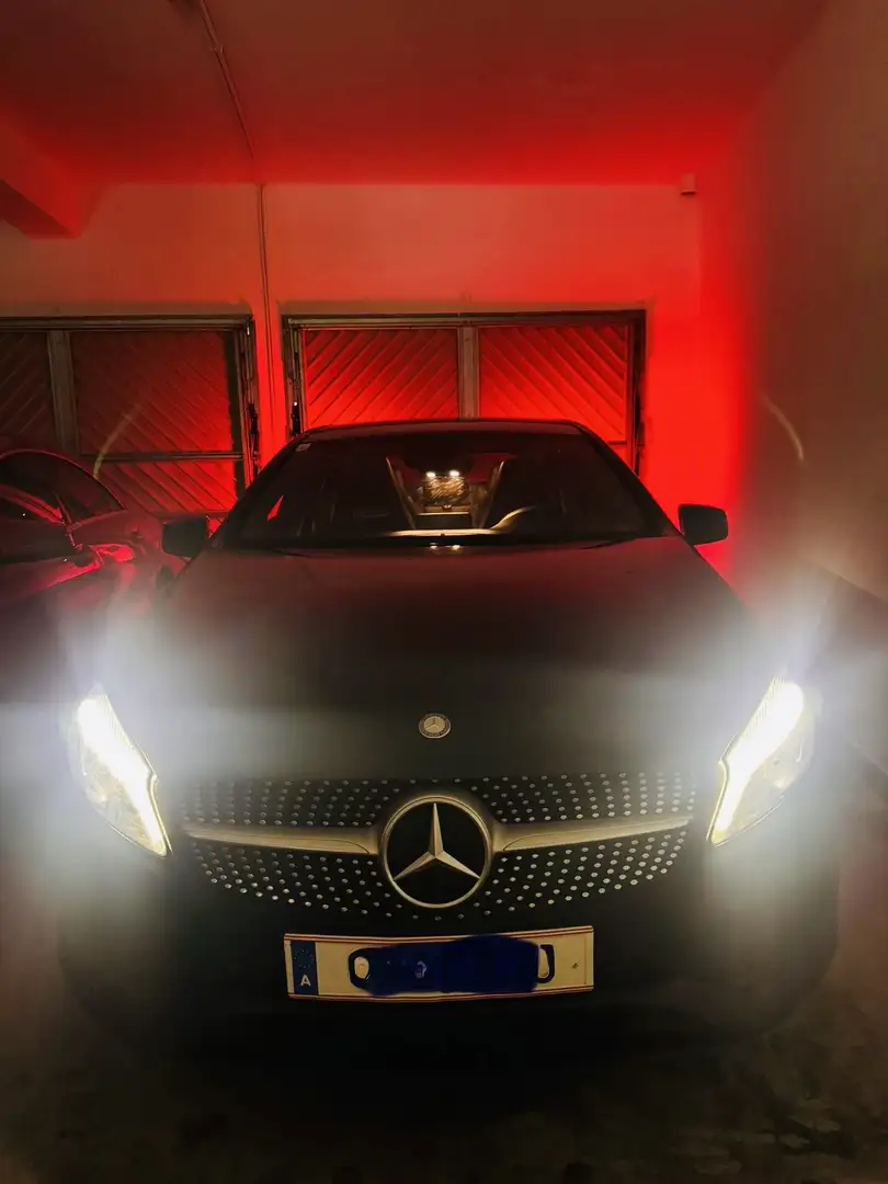 Mercedes-Benz A 180 Mercedes-Benz A 180 CDI AMG AUSSTATTUNG - 2