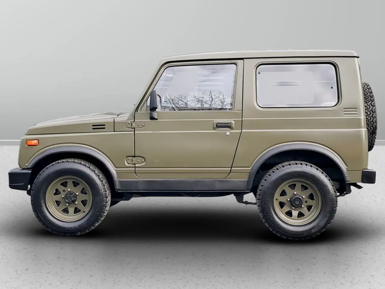Suzuki SJ 413 VX De Luxe berlina, foto 8