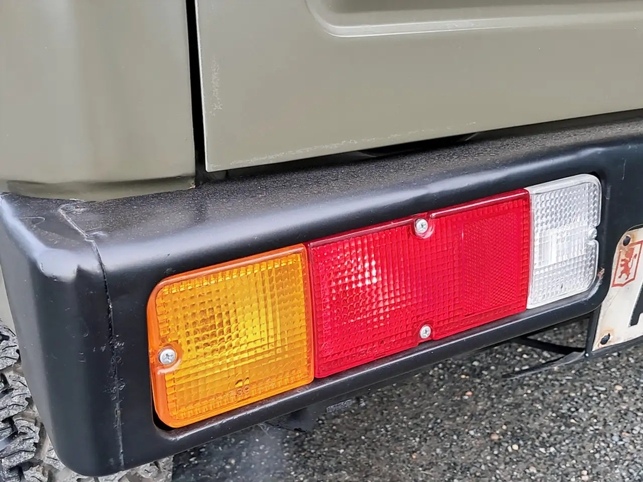 Suzuki SJ 413 VX De Luxe berlina, foto 10