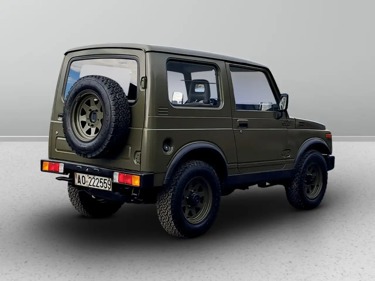 Suzuki SJ 413 VX De Luxe berlina, foto 5