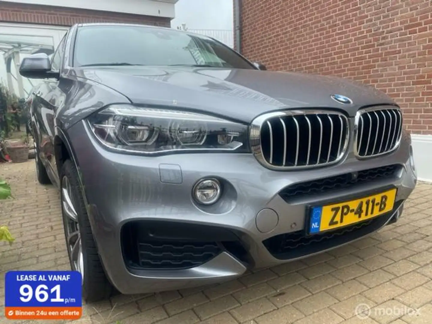 BMW X6 xDrive40d Lente actie € 2.650,00 korting Grigio - 1