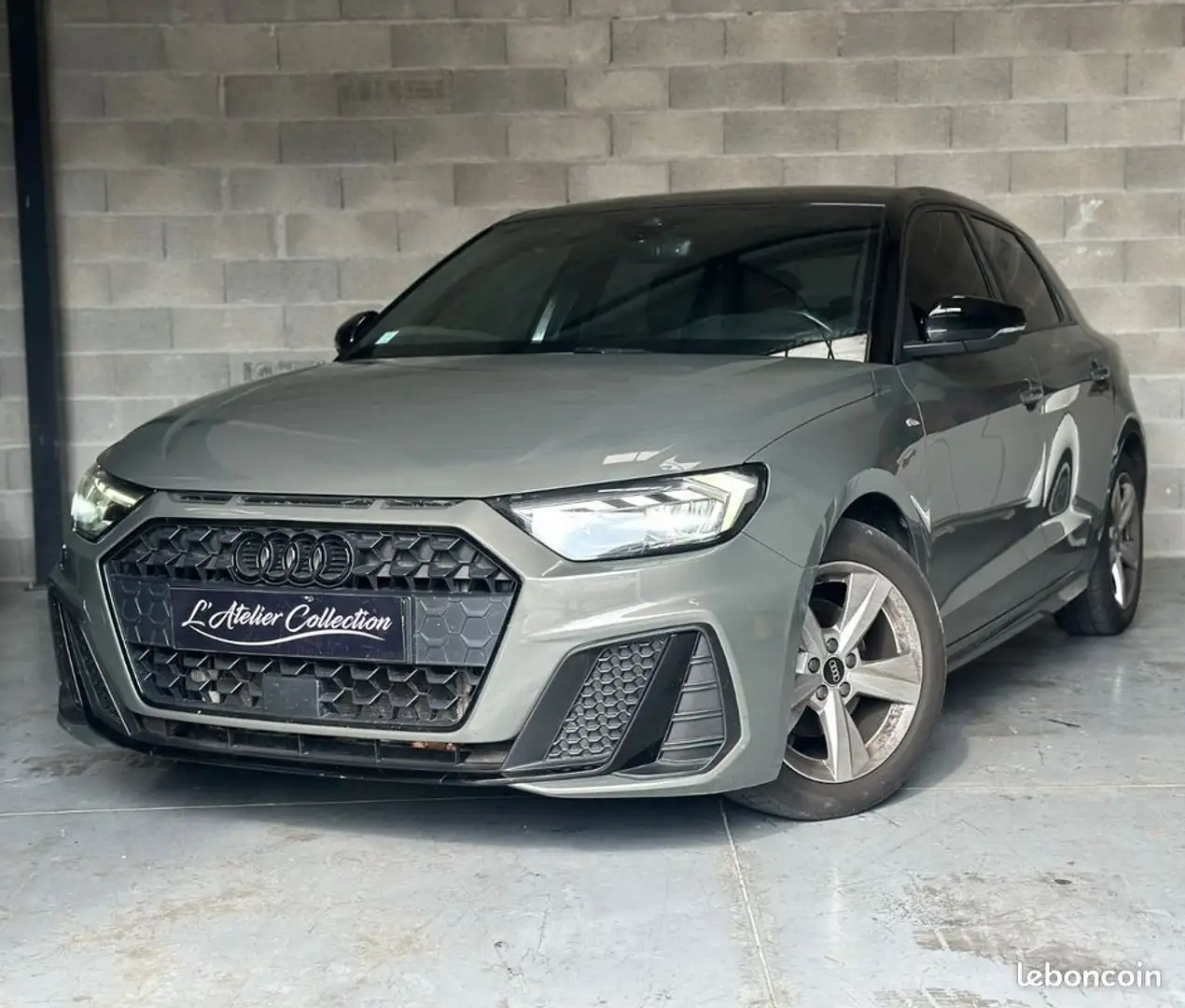 Audi A1 30 TFSI S line S-tronic CARPLAY CAMERA DE RECUL GARANTIE 12 MOIS Gris - 1