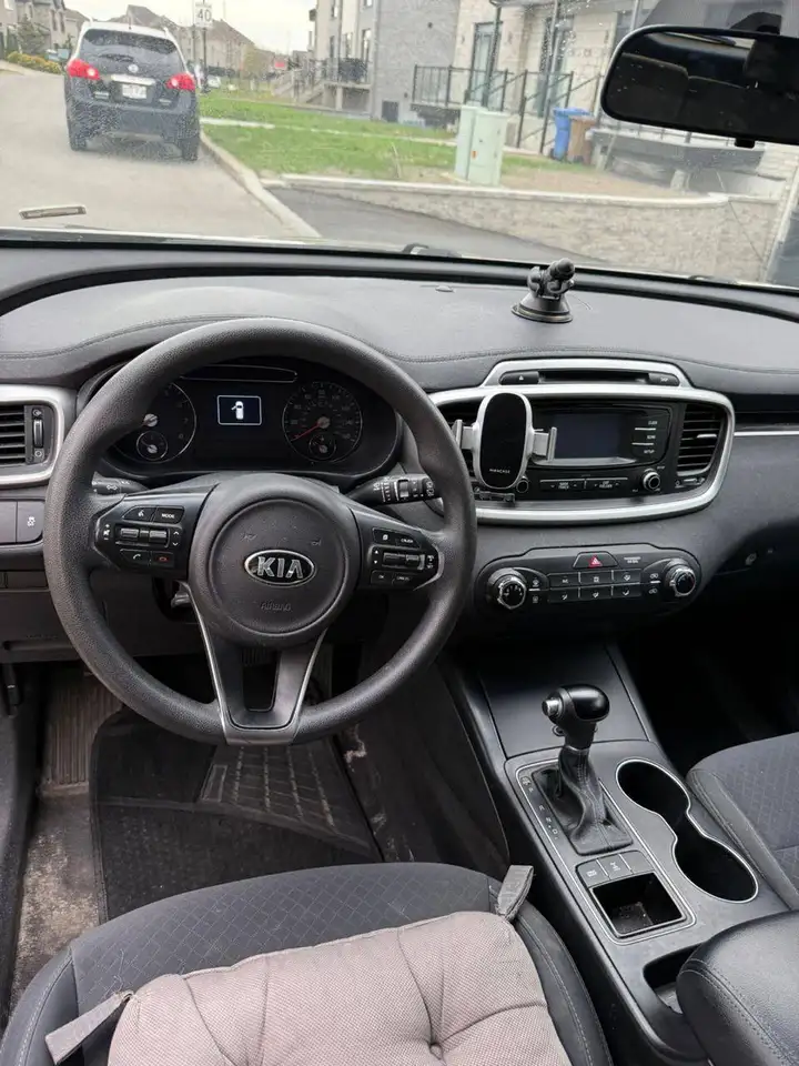 Kia Sorento photo Kia Sorento