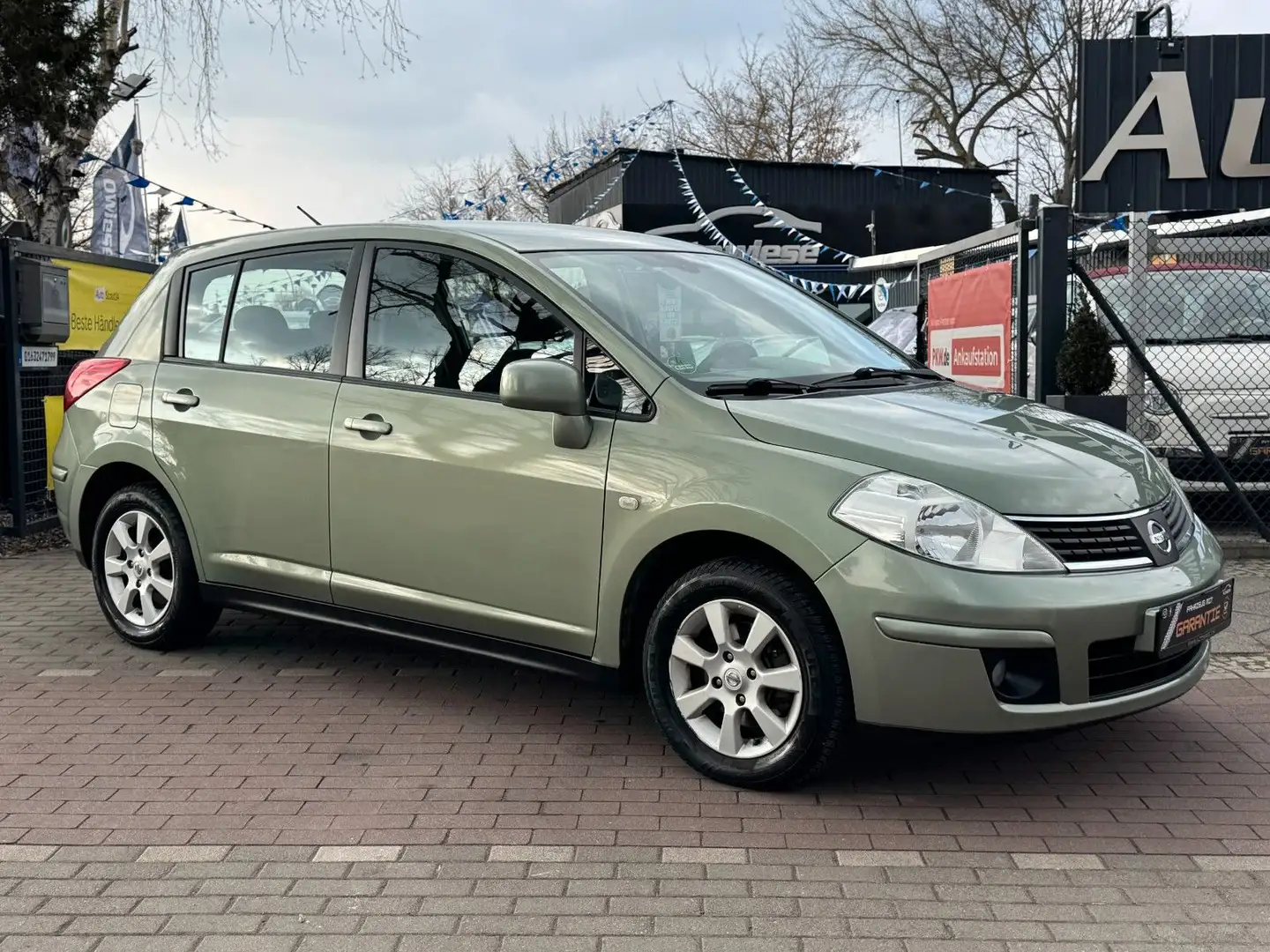 Nissan Tiida Acenta 1.6*Klimaautomatik*Tempomat*TÜV NEU Vert - 1