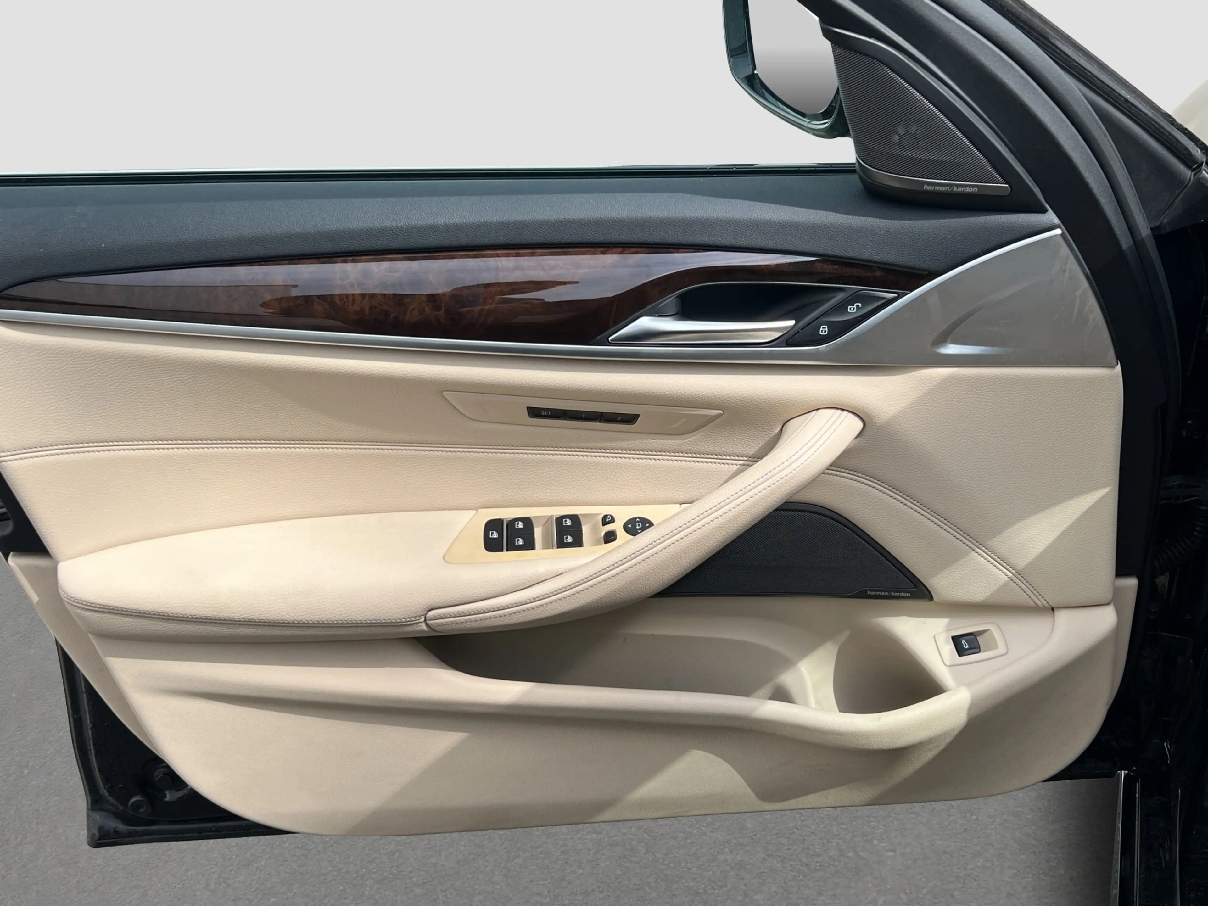 BMW M550 d xDrive Touring +nur an Händler/Export+ — photo 15