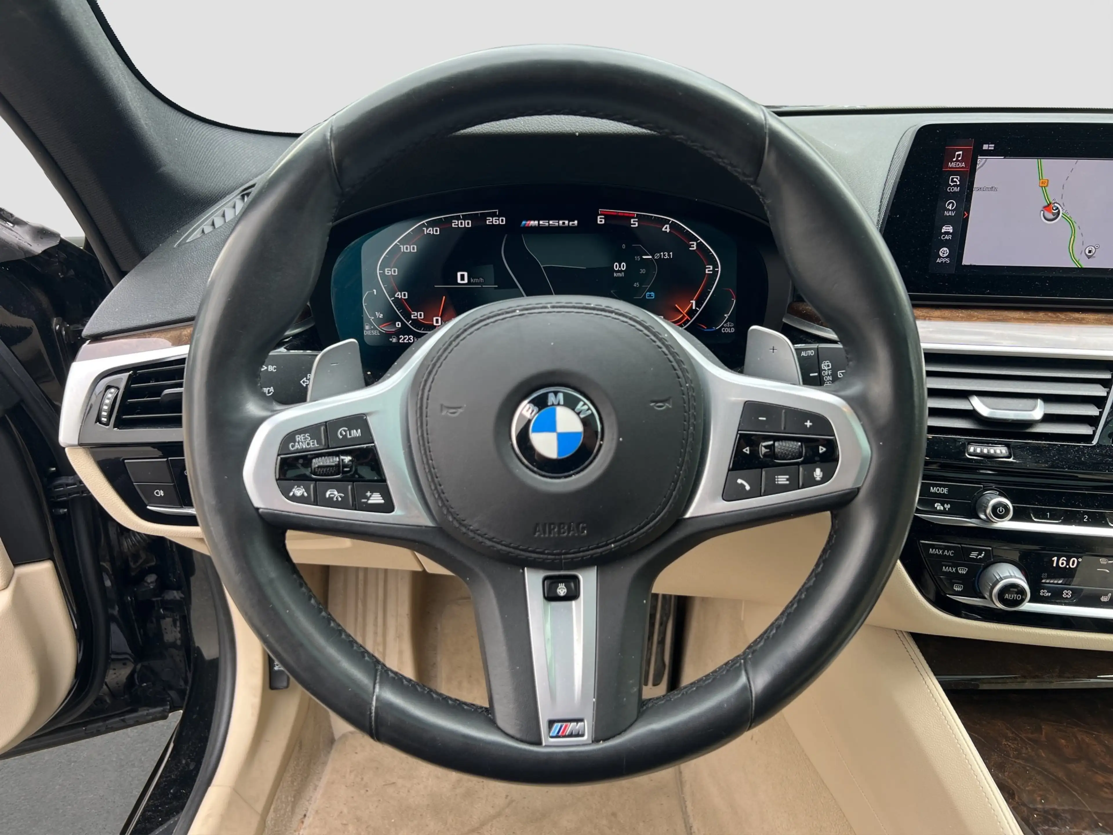 BMW M550 d xDrive Touring +nur an Händler/Export+ — photo 11