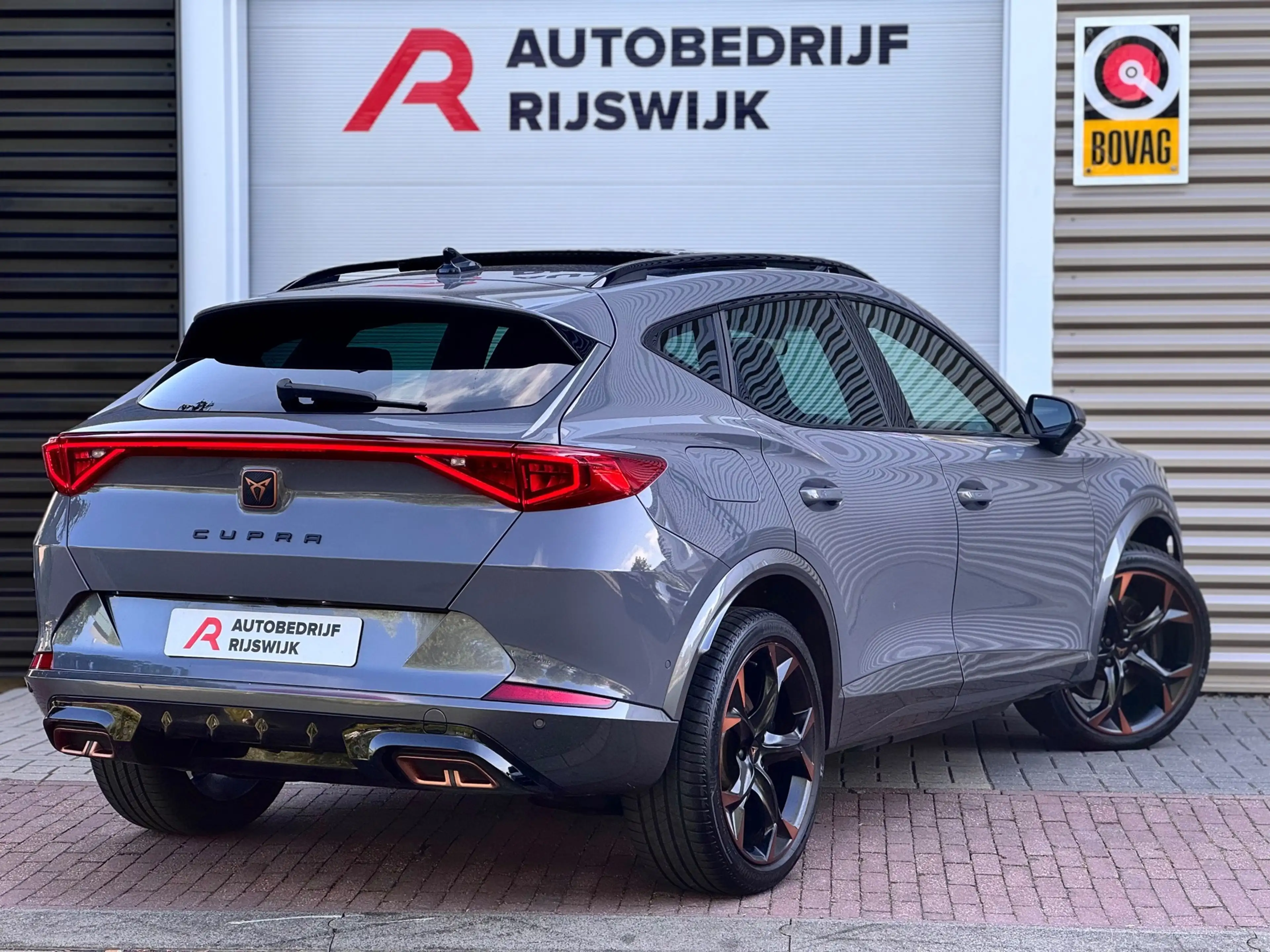 CUPRA Formentor 1.4 e-Hybrid VZ Copper Edition Pano/Matrix/Blindsp — photo 4