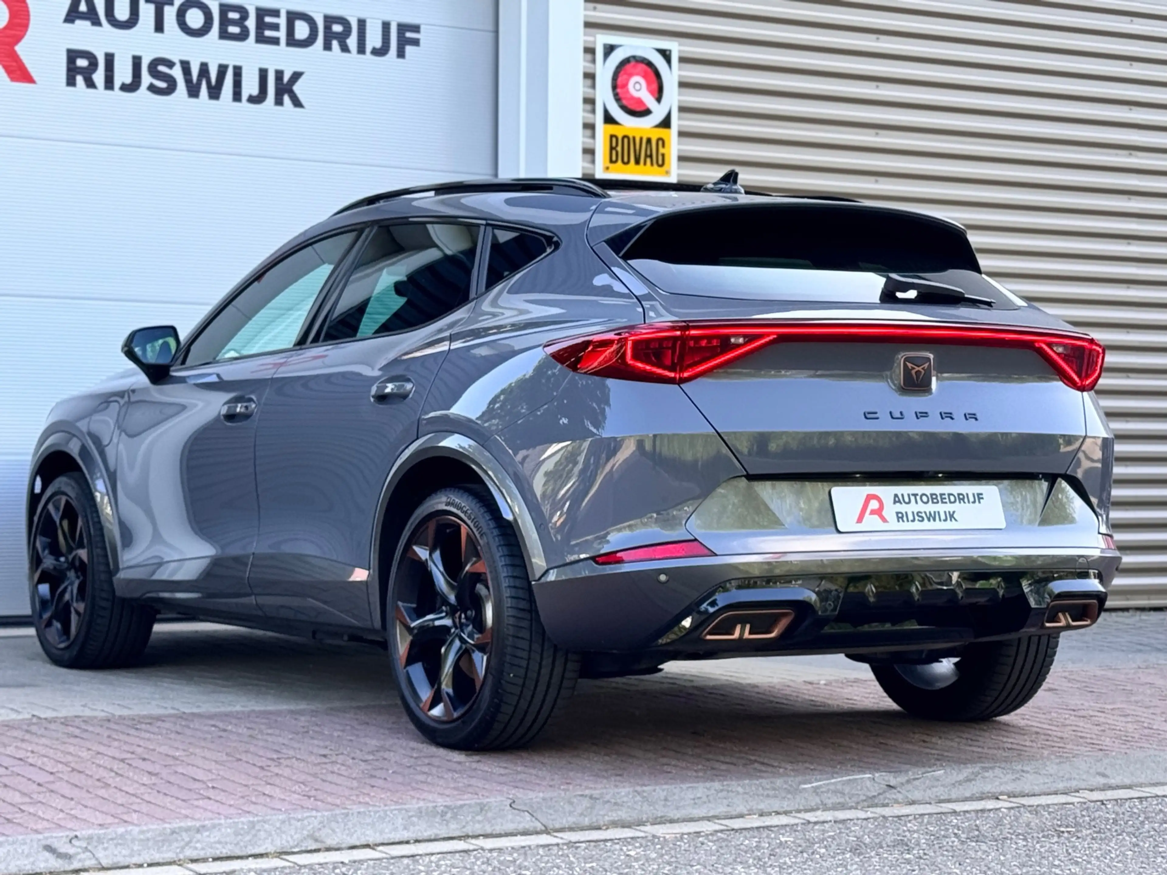 CUPRA Formentor 1.4 e-Hybrid VZ Copper Edition Pano/Matrix/Blindsp — photo 8
