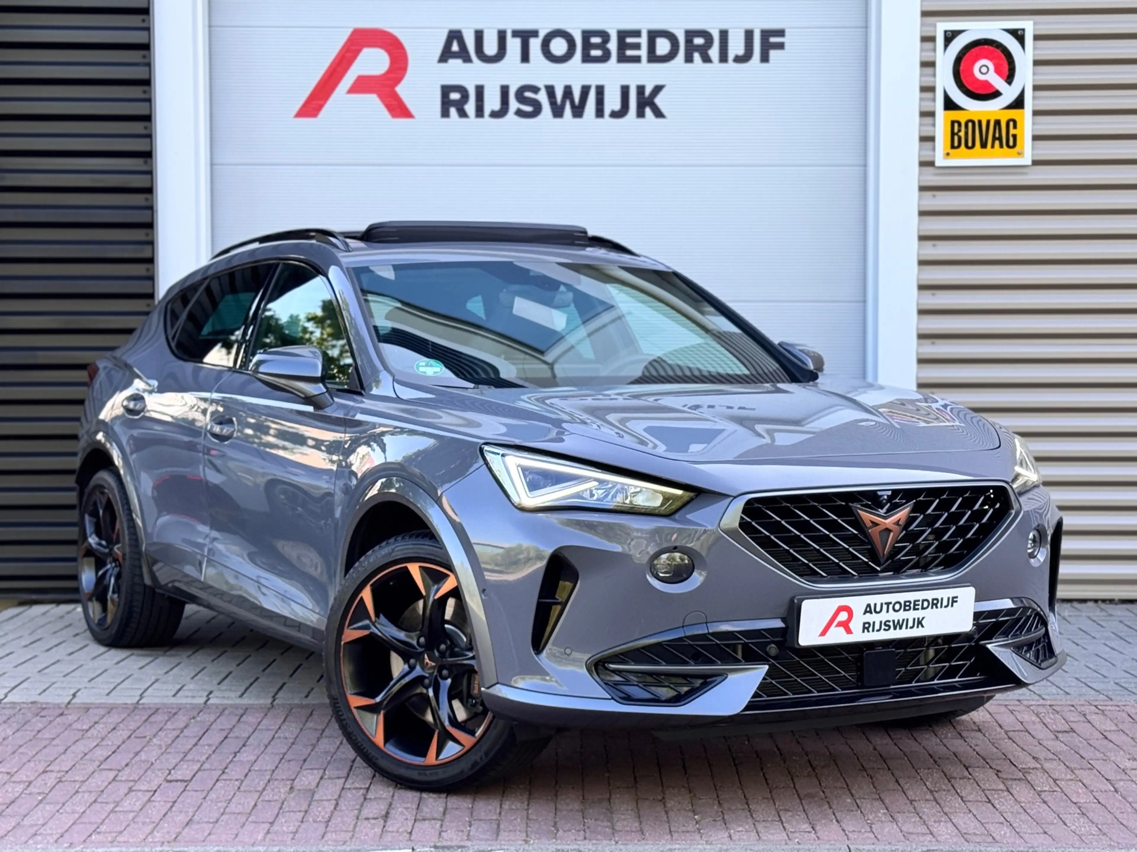 CUPRA Formentor 1.4 e-Hybrid VZ Copper Edition Pano/Matrix/Blindsp — photo 6