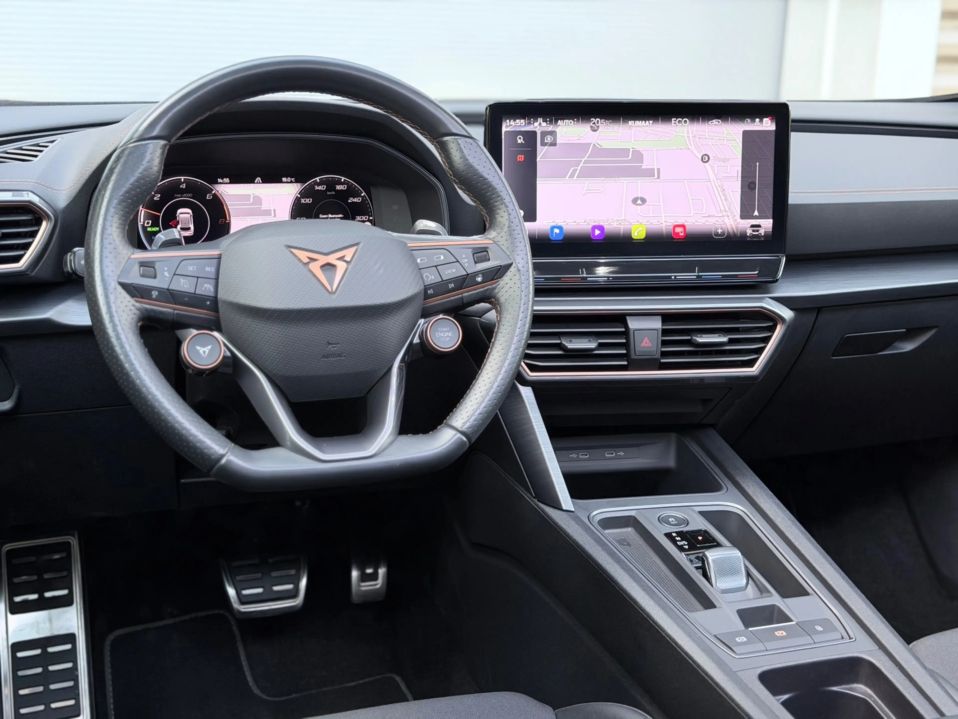 CUPRA Formentor 1.4 e-Hybrid VZ Copper Edition Pano/Matrix/Blindsp — photo 12