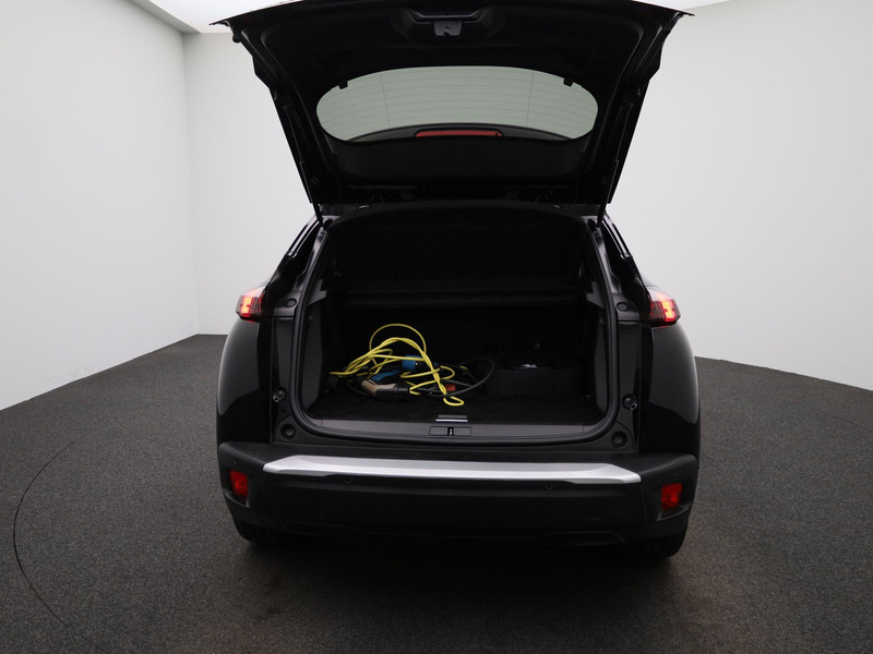 Peugeot e-2008 EV Allure 50 kWh — photo 13