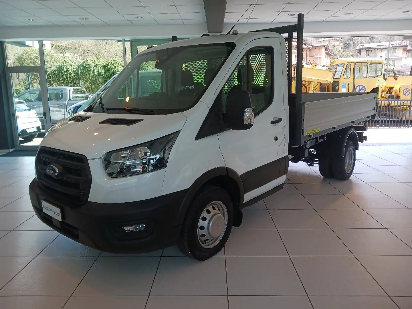 Ford Transit 350 2.0TDCi EcoBlue 130CV PM Cab.Trend CA Weiß - 1