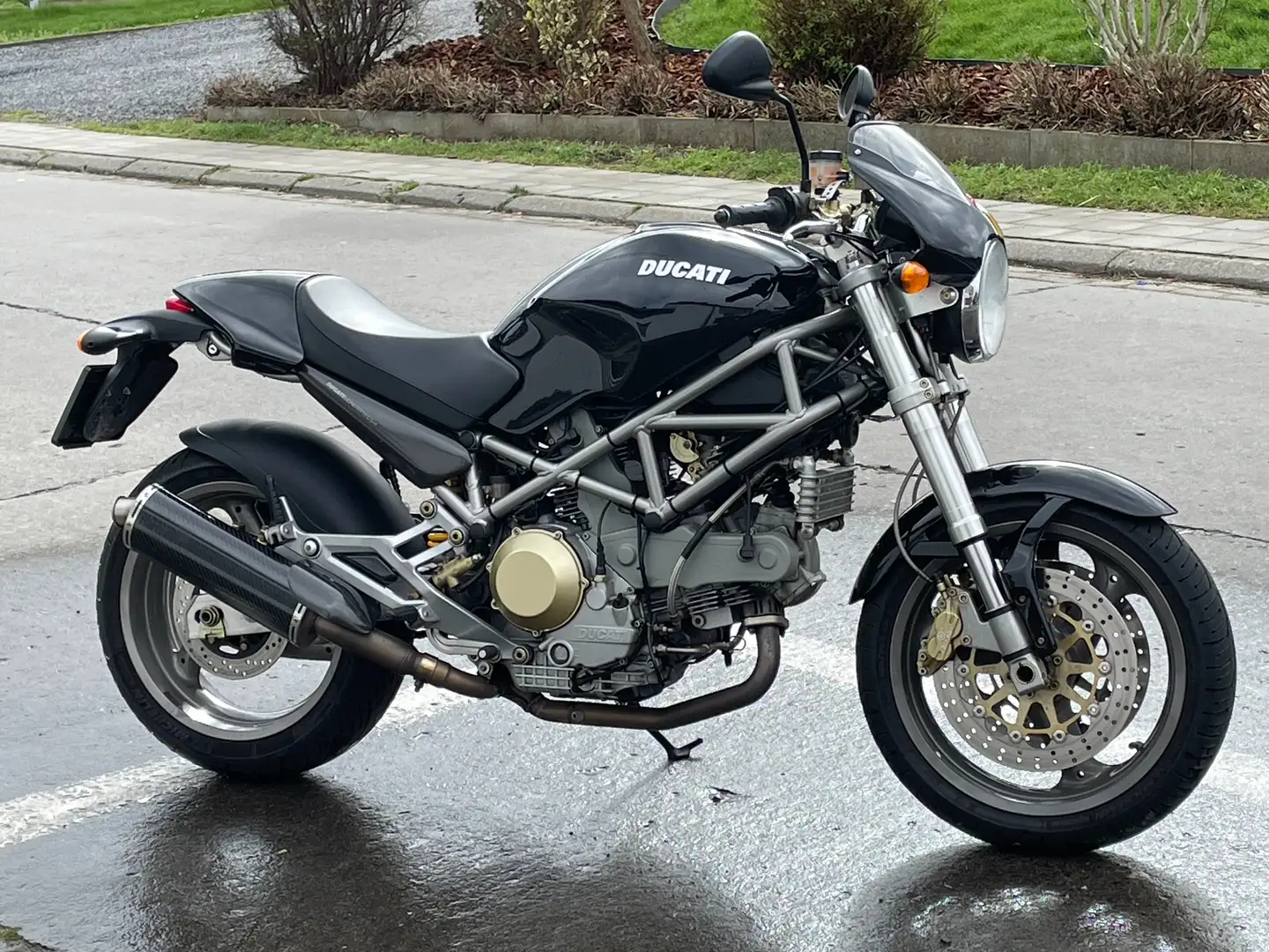 Ducati Monster 1000 1000 i.e crna - 1