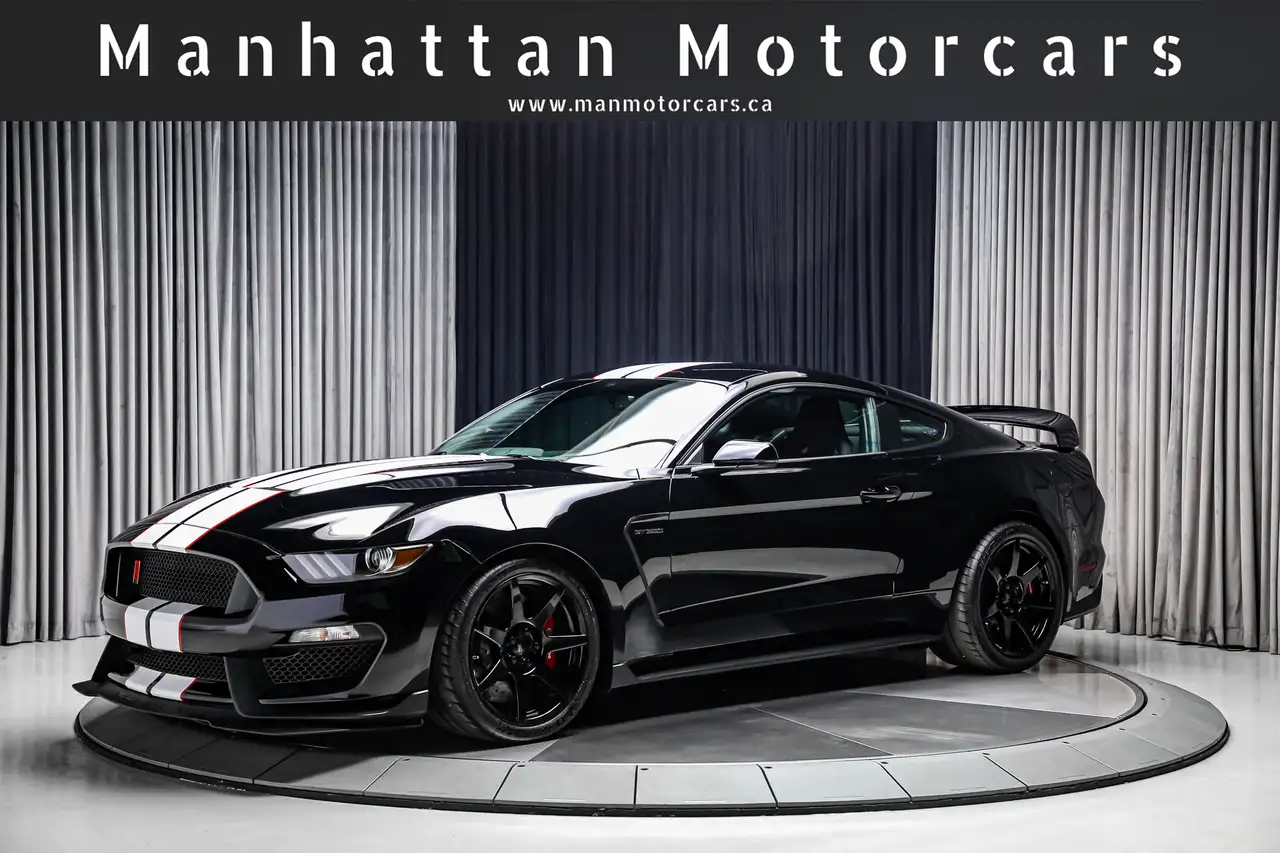 Ford Mustang снимка Ford Mustang