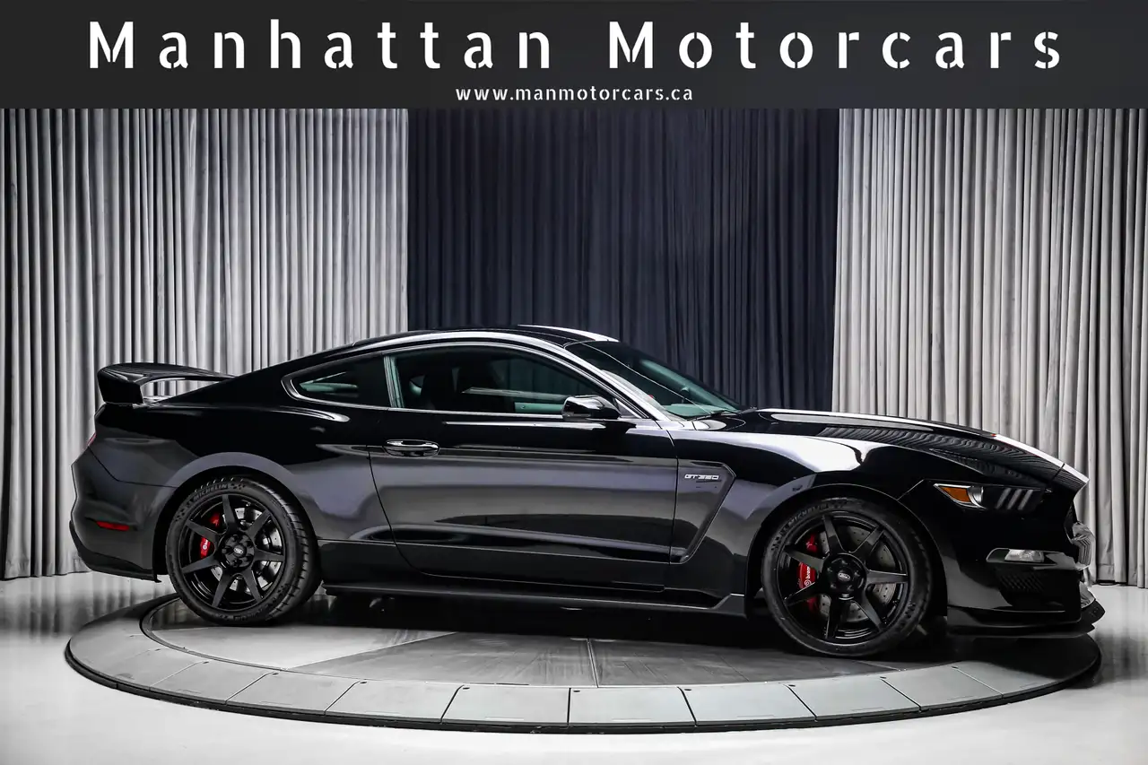 Ford Mustang снимка Ford Mustang