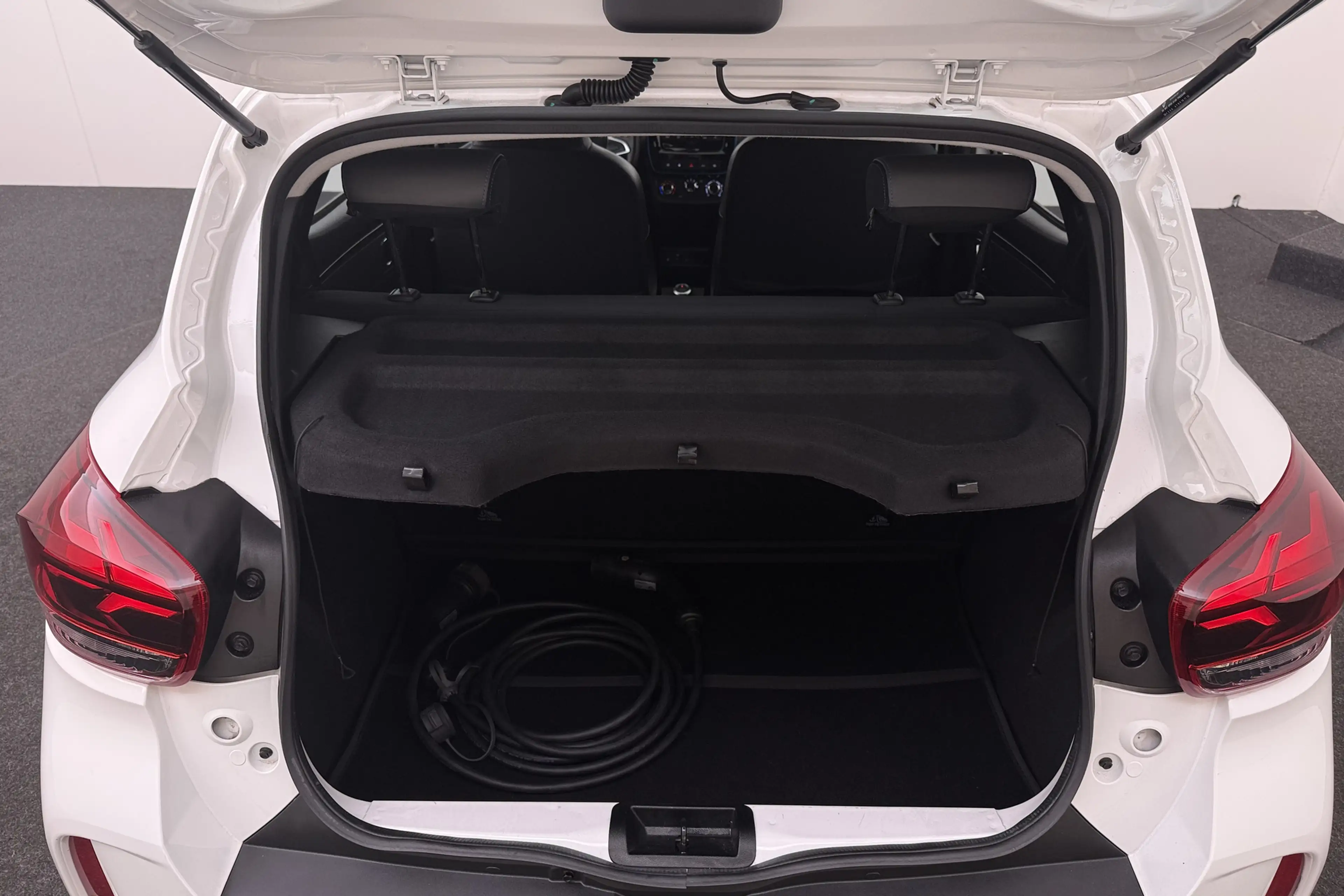 Dacia Spring Comfort 27 kWh (93%SOH) Half-Leder DAB LED 14'LMV — photo 14