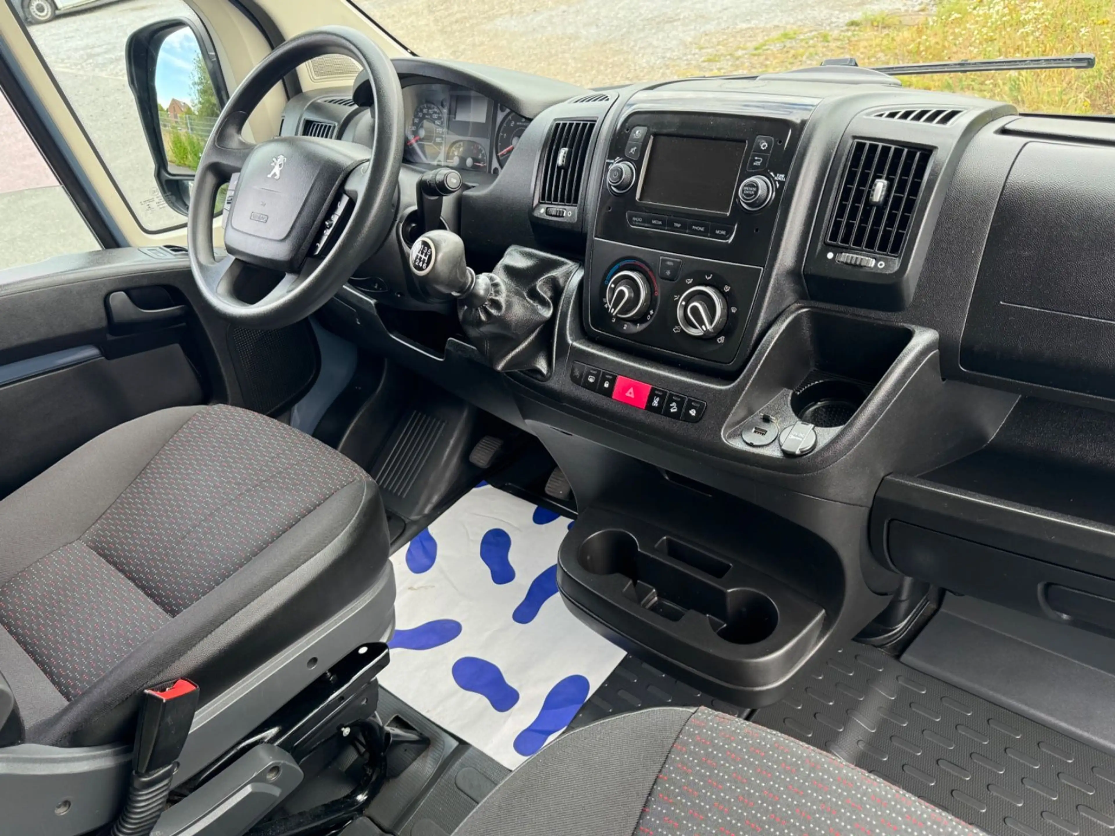 Peugeot Boxer 2.2 HDI Kasten*L1H1*KLIMA*KAMERA*TEMPOMAT — photo 15