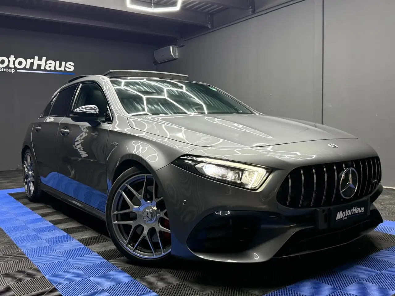 Mercedes-Benz A 45 AMG