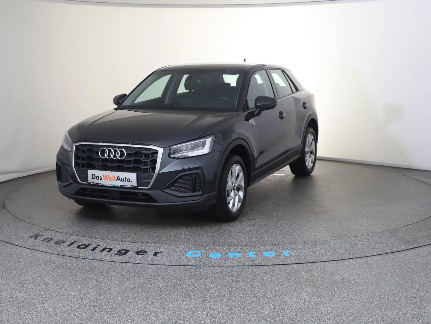 Audi Q2 35 TFSI Grau - 2