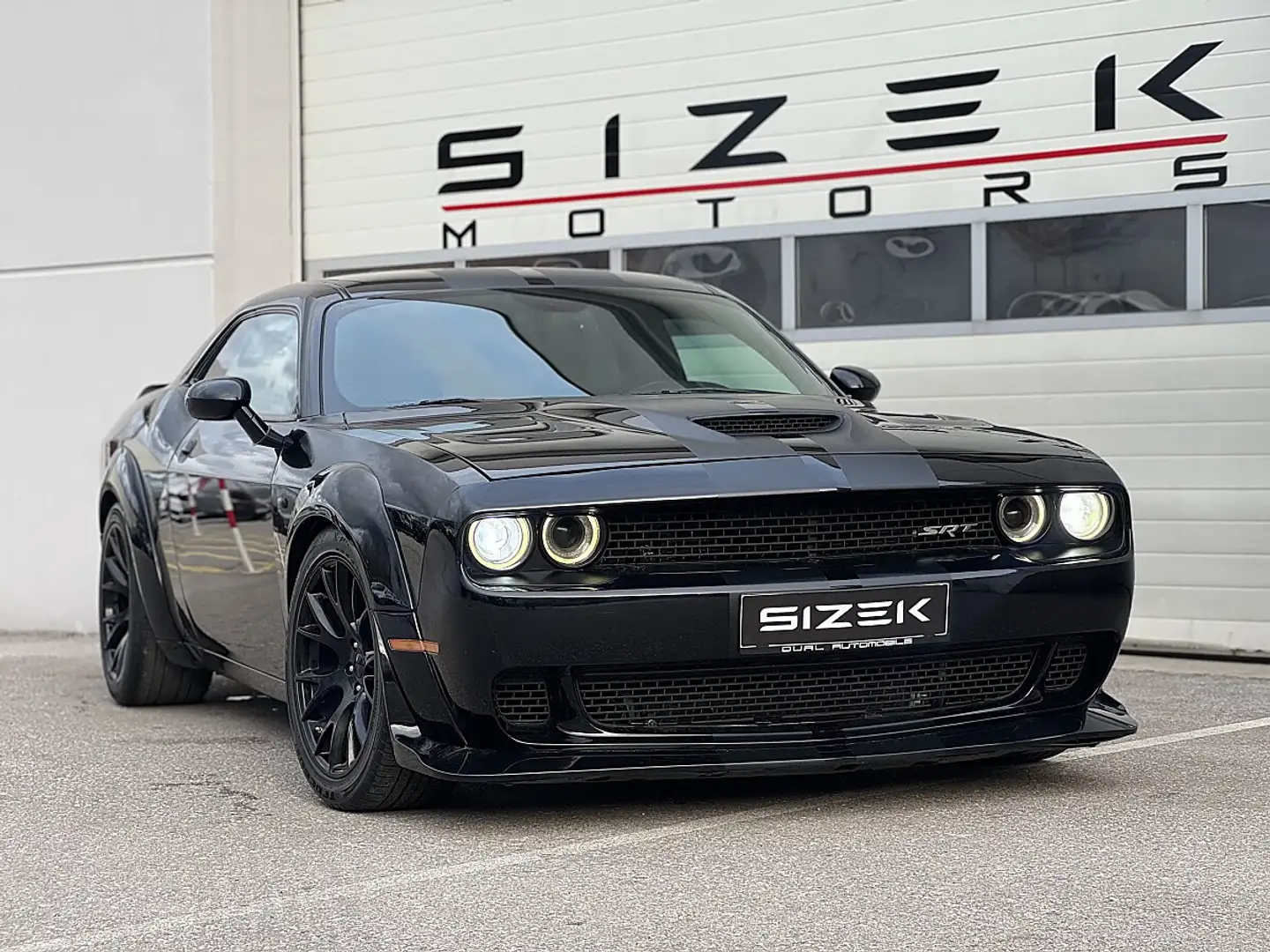 Dodge Challenger SRT 6,4 V8 | HELLCAT WIDEBODY LOOK Schwarz - 2