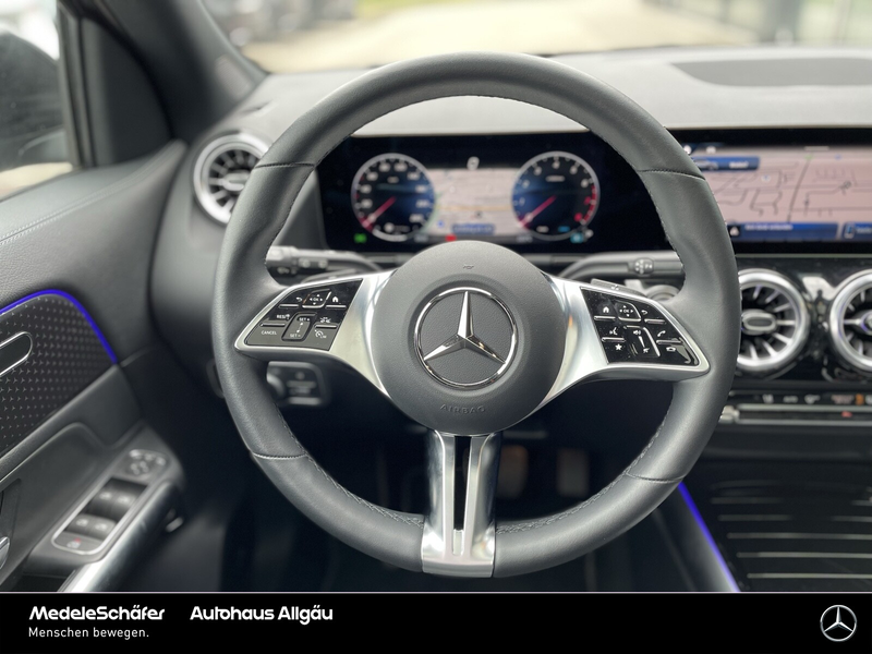 Mercedes-Benz GLA 200 GLA 200 Progressive AHK Distro Night PanoSD 360° — photo 5