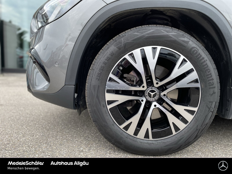 Mercedes-Benz GLA 200 GLA 200 Progressive AHK Distro Night PanoSD 360° — photo 14
