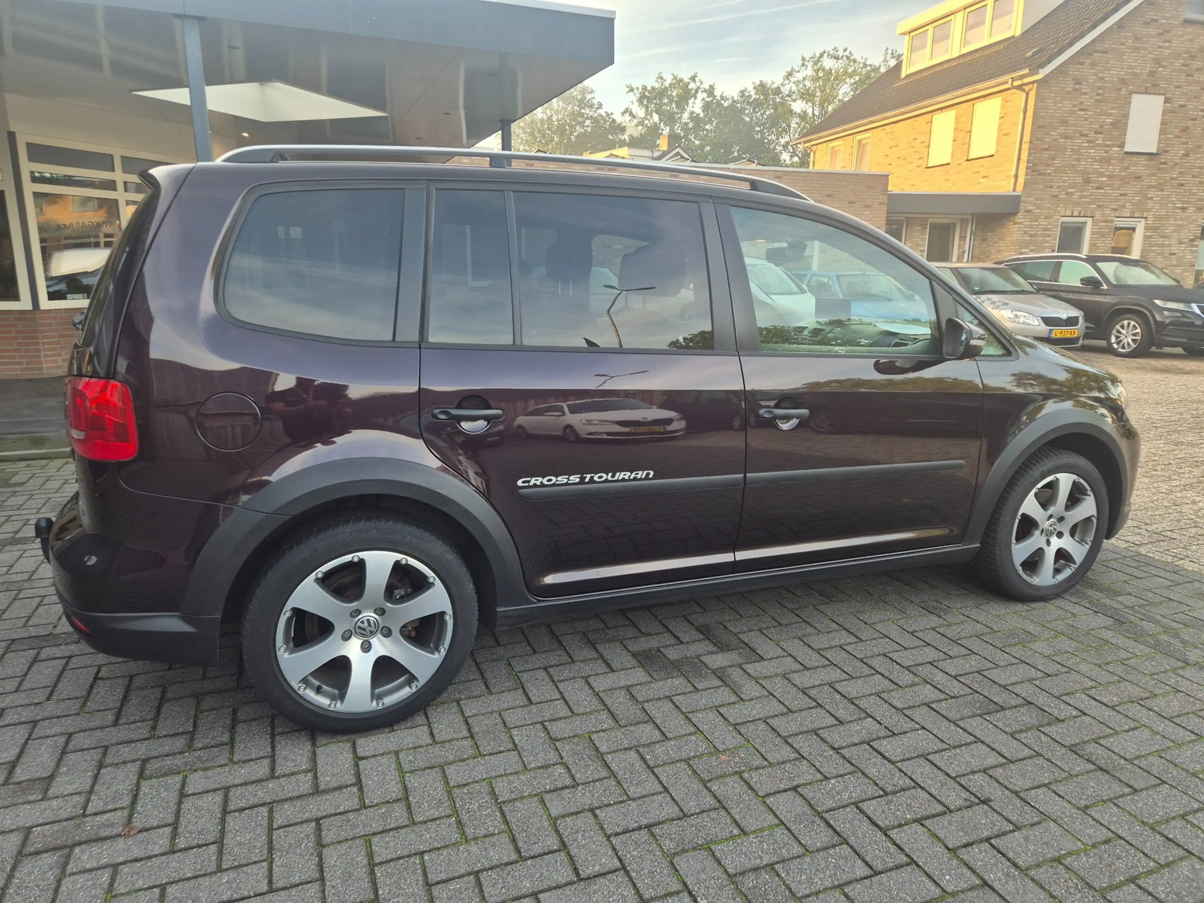 Volkswagen Cross Touran 1.4 TSI — photo 9