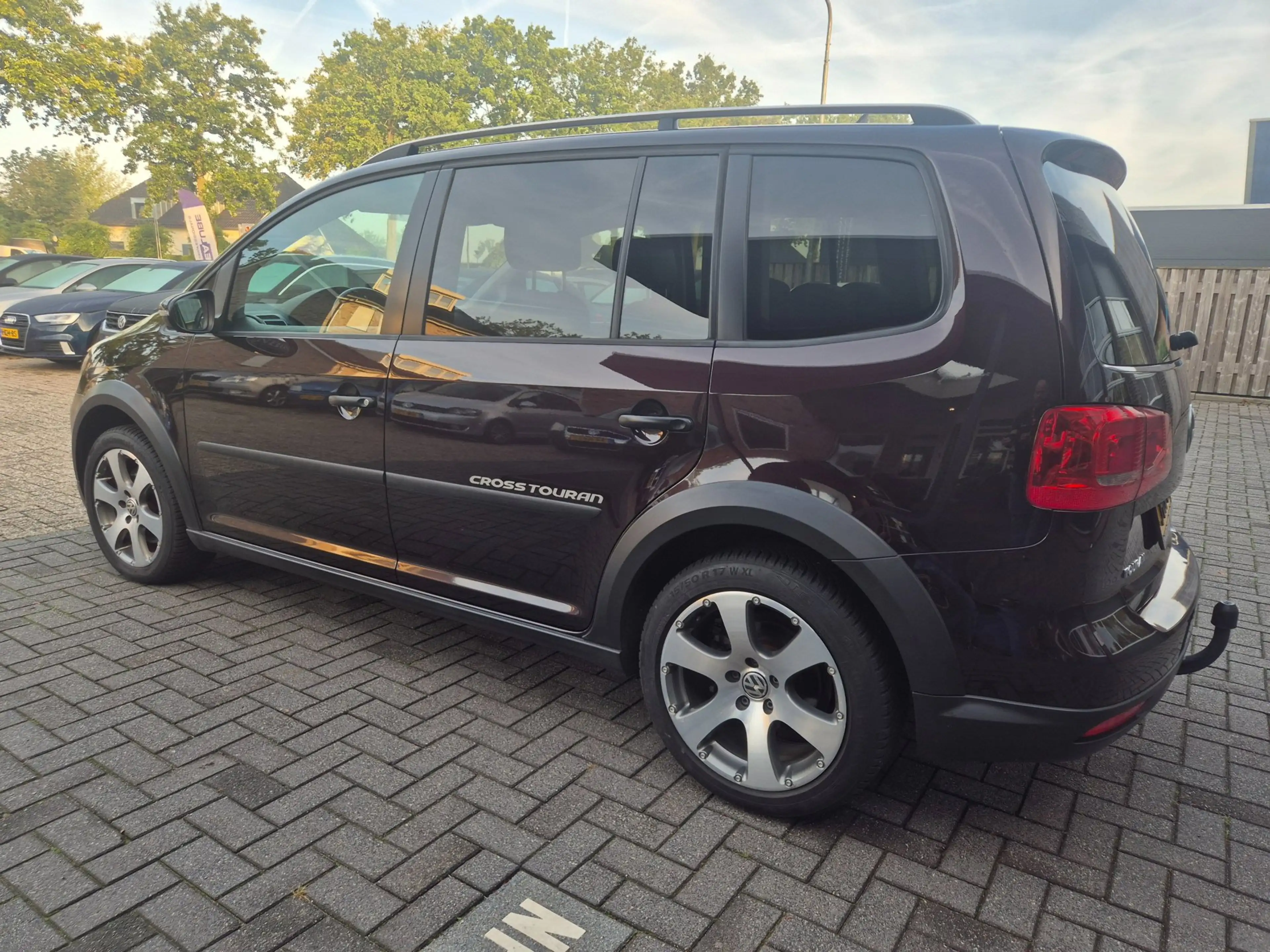 Volkswagen Cross Touran 1.4 TSI — photo 4