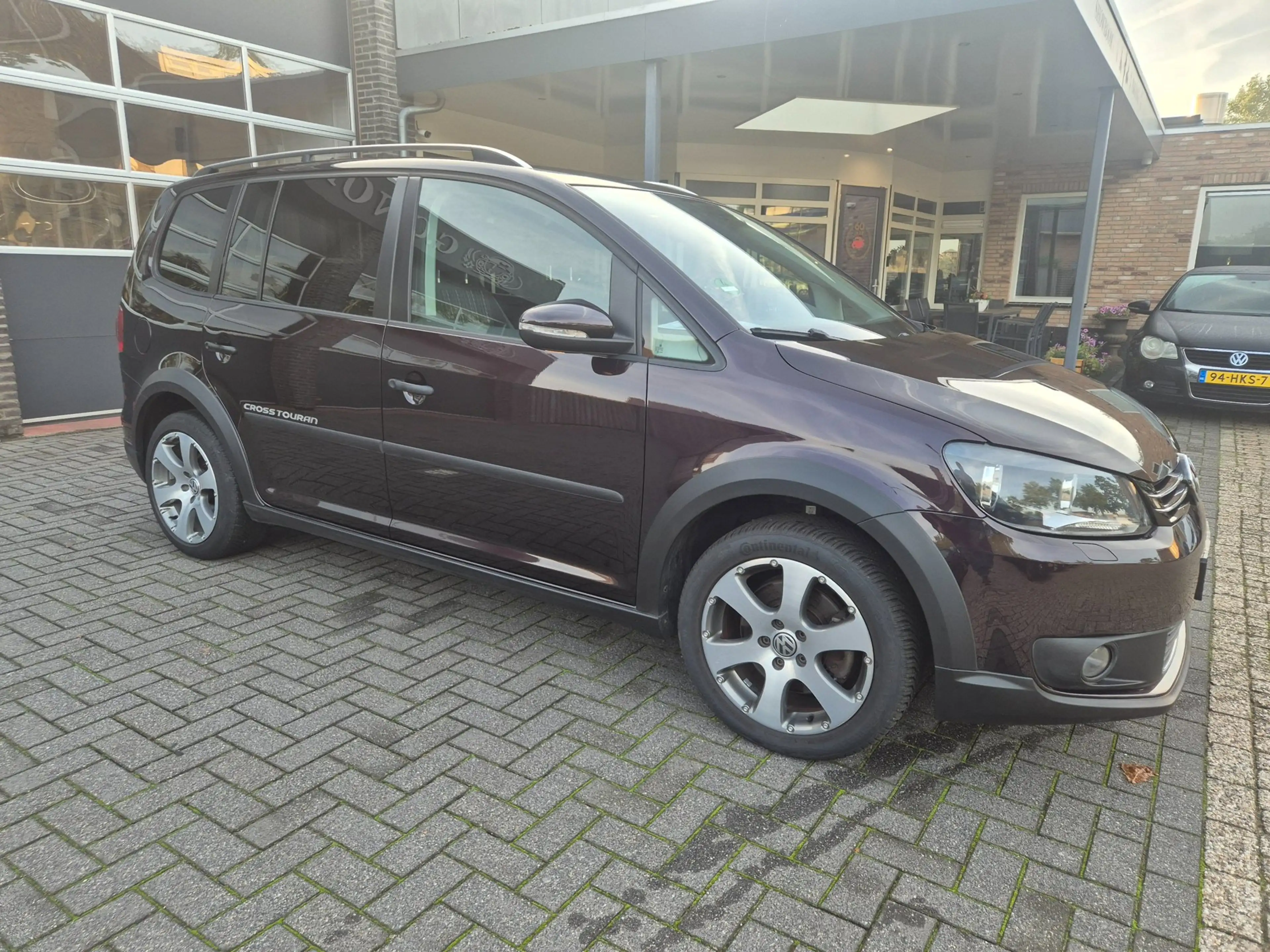 Volkswagen Cross Touran 1.4 TSI — photo 11