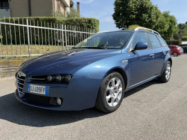 Alfa Romeo 159