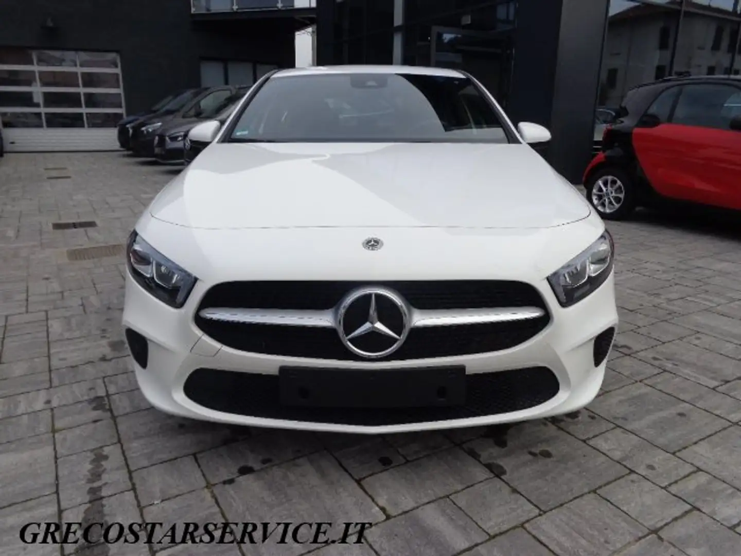 Mercedes-Benz A 180 Sport FARI LED / CARPLAY / FULL-OPTIONAL Blanc - 2