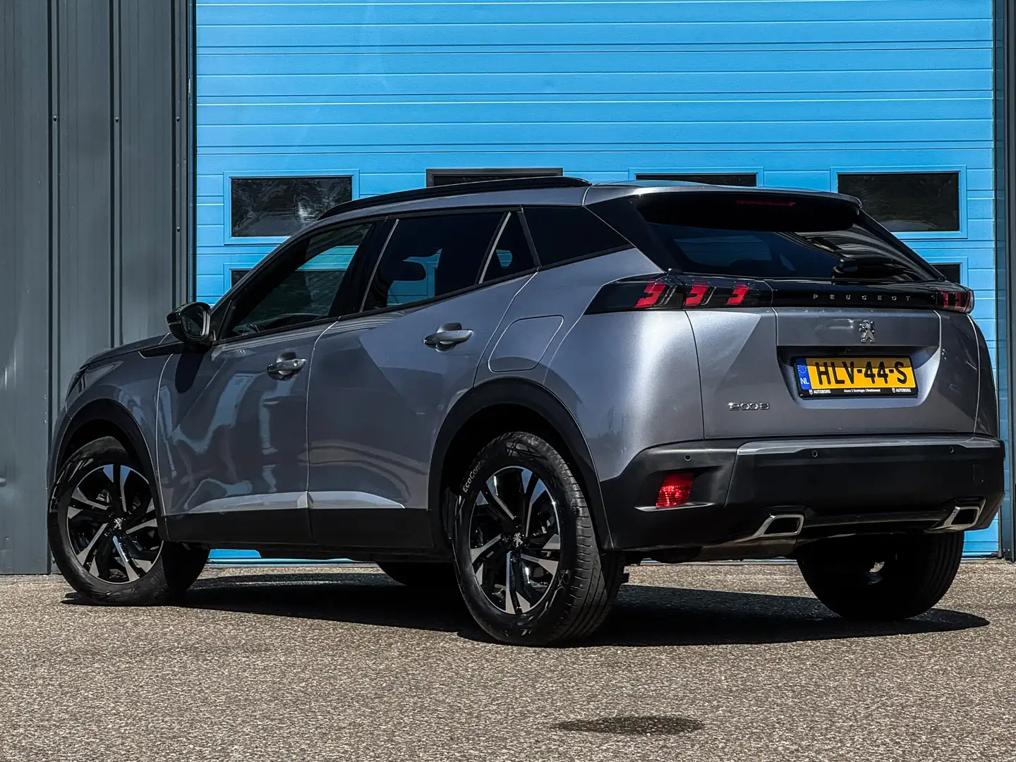 Peugeot 2008 1.2 Allure Automaat GRATIS Afleverpakket! | Apple Gris - 2