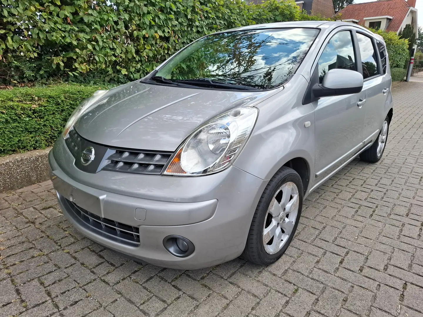 Nissan Note 1.5 dCi Elegance Climat Argent - 1