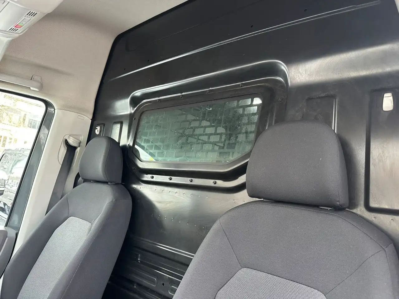 Volkswagen Crafter 30 2.0 TDI*Automatik*LED*Navi*AHK*Kamera 14