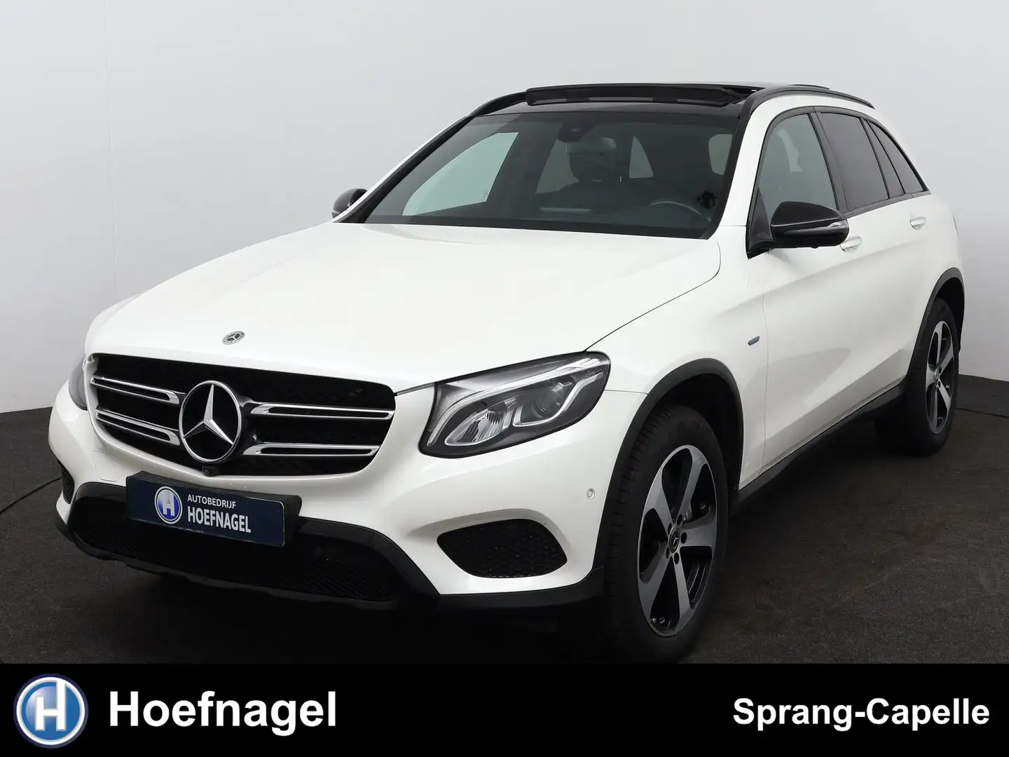 Mercedes-Benz GLC 350 350e 4MATIC Premium Plus PHEV | Pano | Trekhaak | Fehér - 1