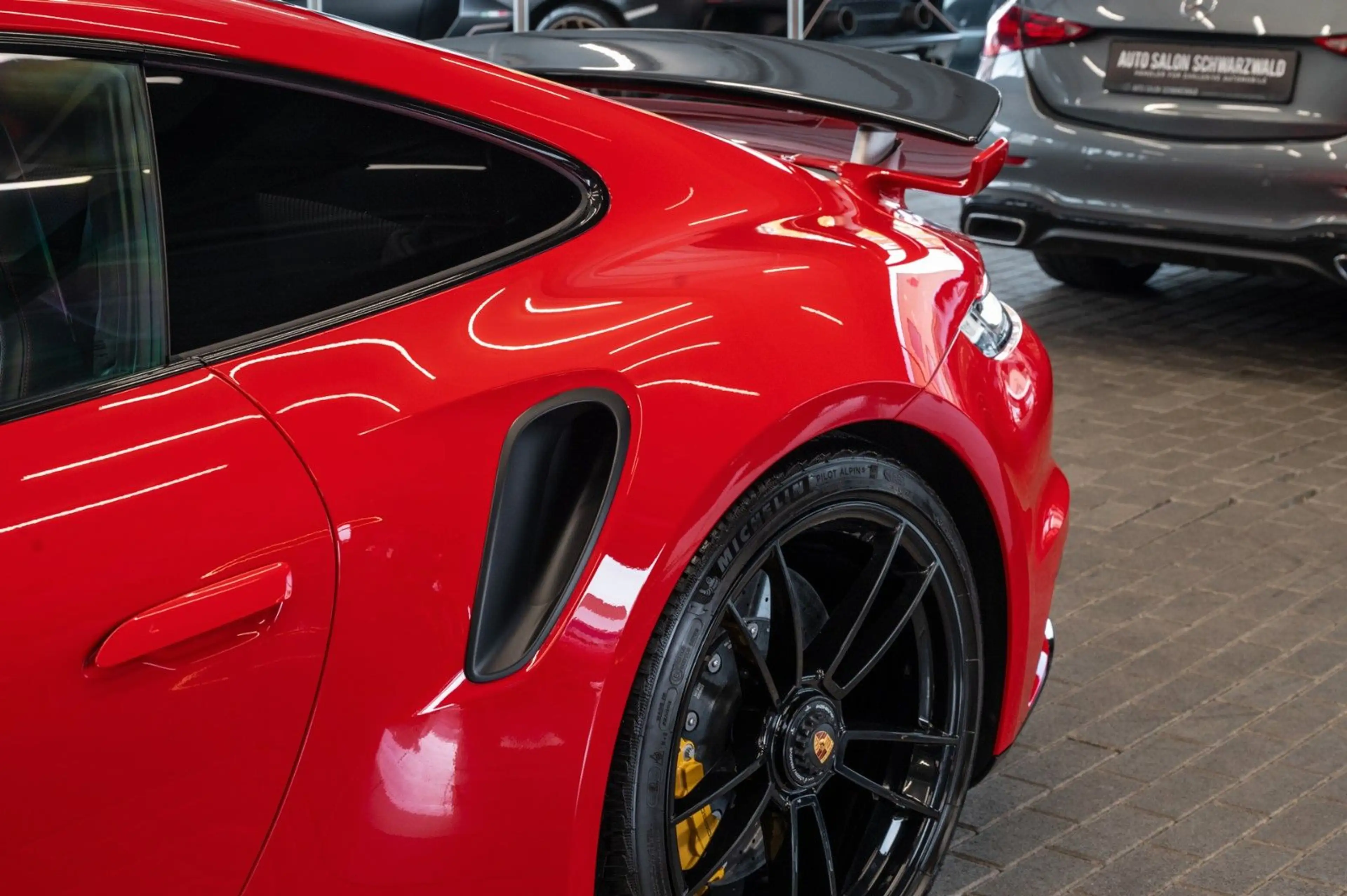 Porsche 911 Turbo S|AERO-KIT|SPORT-AGA|KERAMIK|PANO|LIFT — photo 13