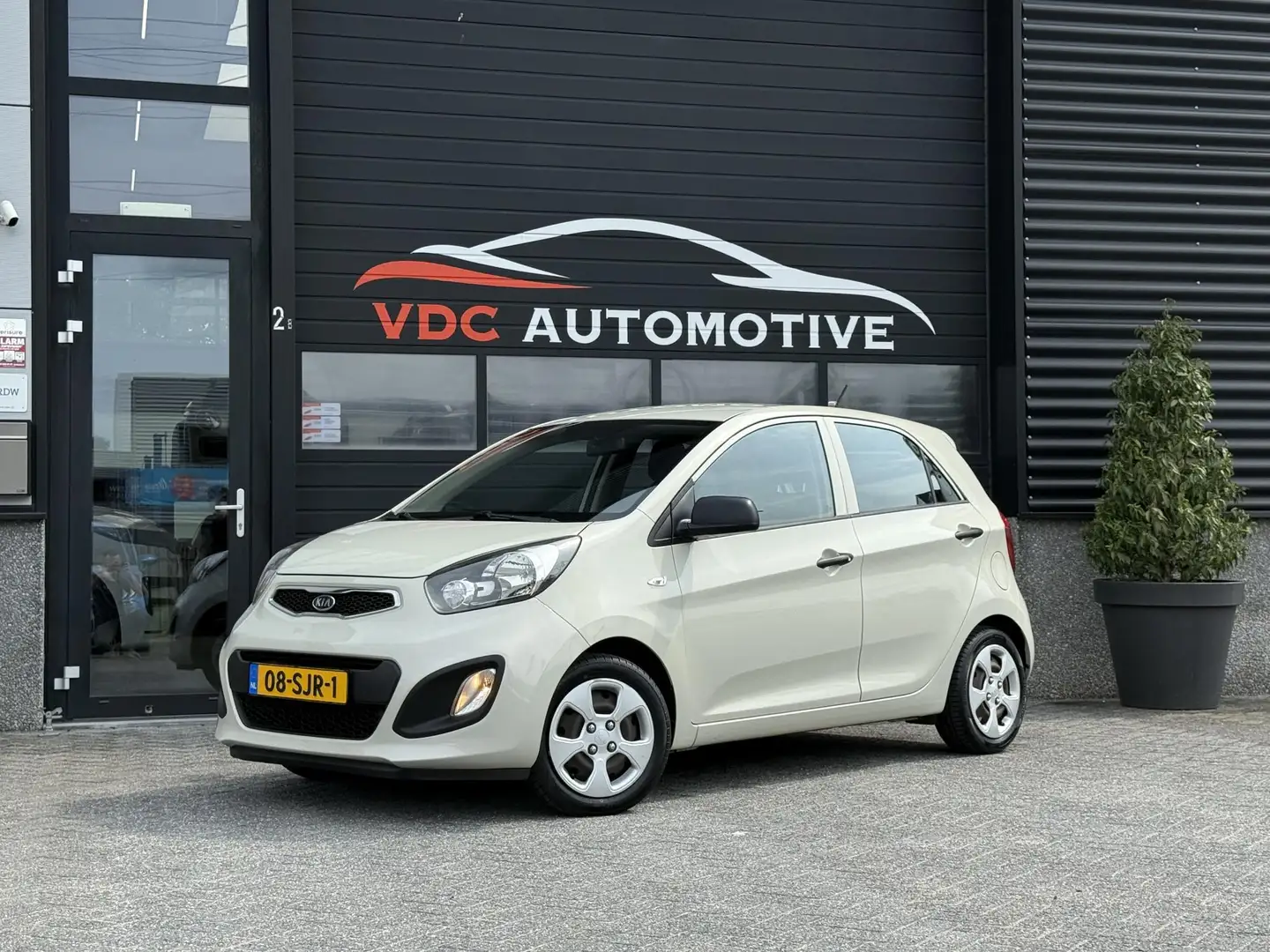 Kia Picanto 1.2 Airco | Beige | Zeer Leuke en Nette Auto! Beige - 1