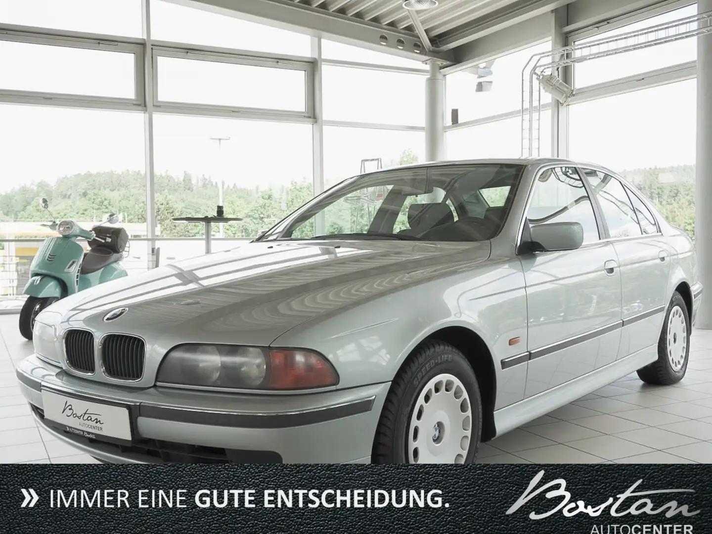 BMW 520 520i KLIMAAUTOMATIK/SOMMERREIFEN NEU/33 T KM Silber - 1